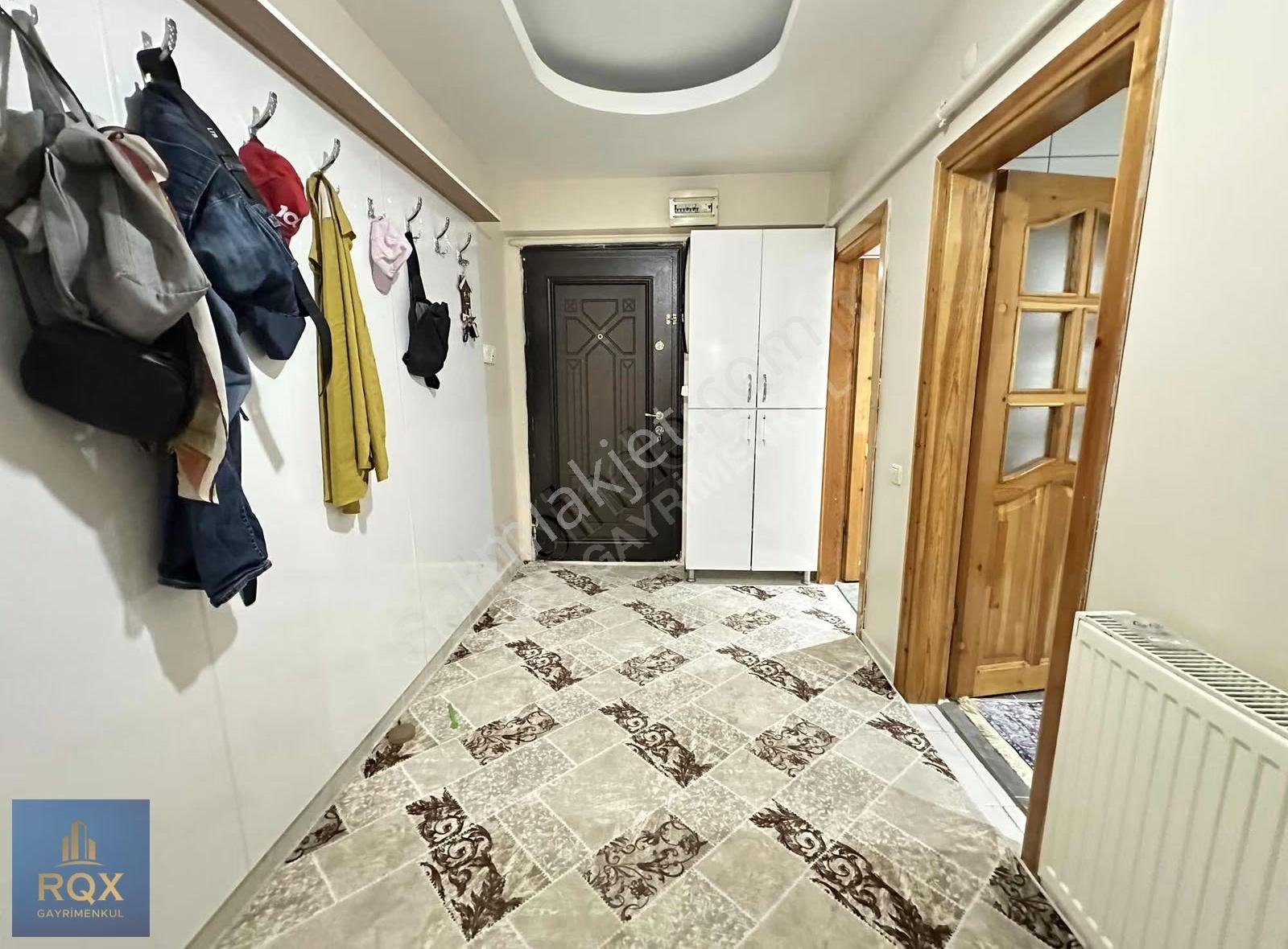 Elvan Mahallesinde Geniş Oturum Alanı Ebeveyn Banyolu 3+1 Daire - Görsel 3