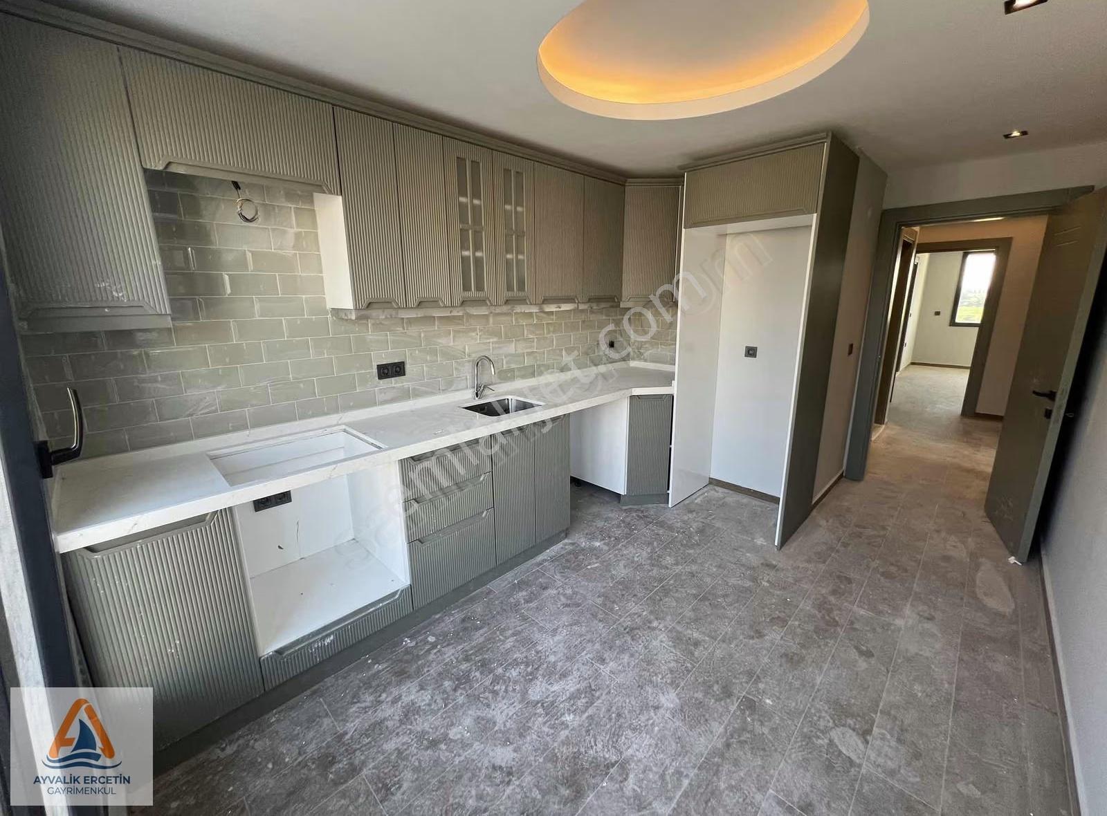 Ayvalık Altınova Denize 1.5 Km Premium 2+1 Daireler - Görsel 8