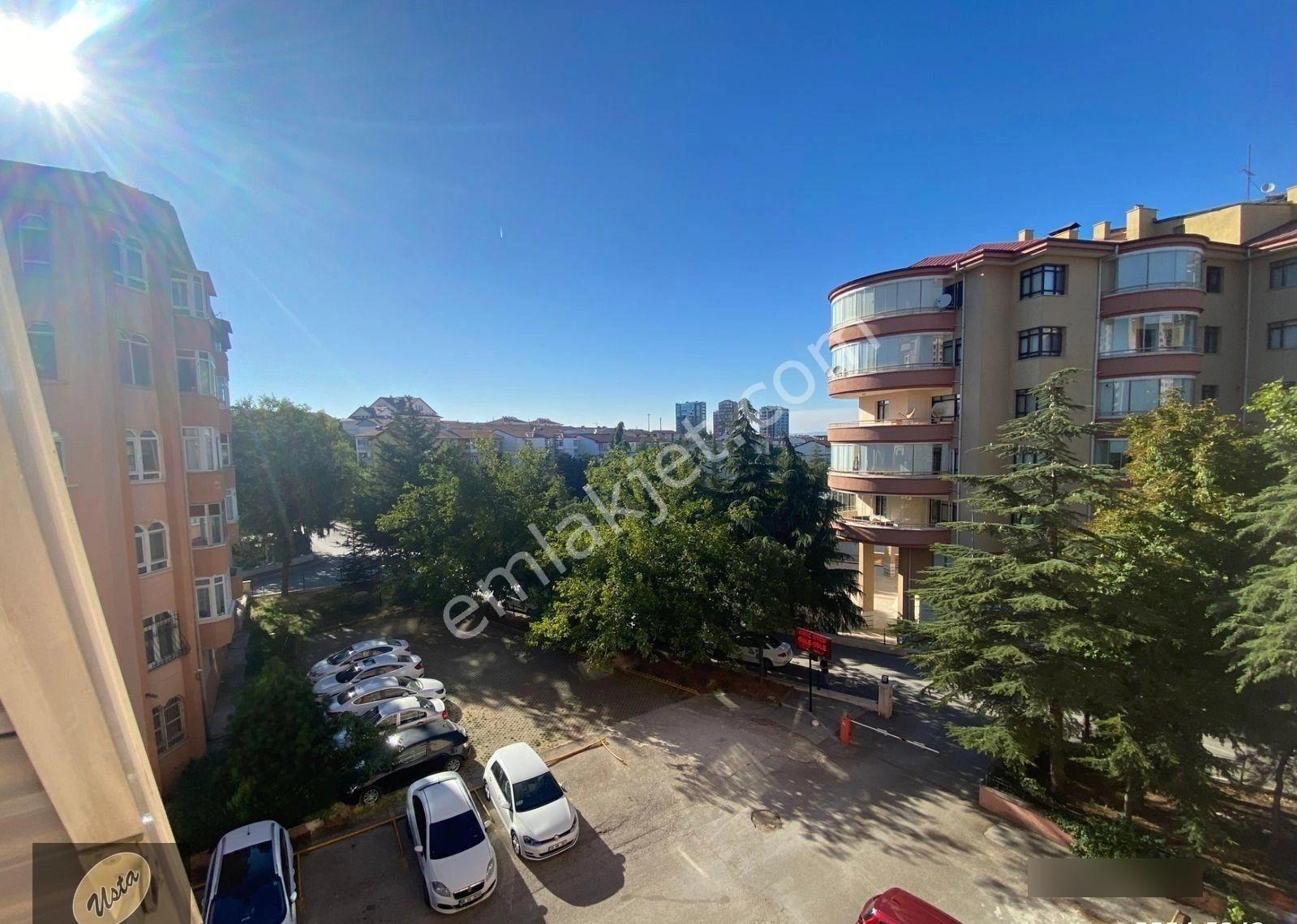 100.yıl'ın En Merkezi Yerinde Site İçerisinde Güney-batı Cephe 3.kat... - Görsel 7