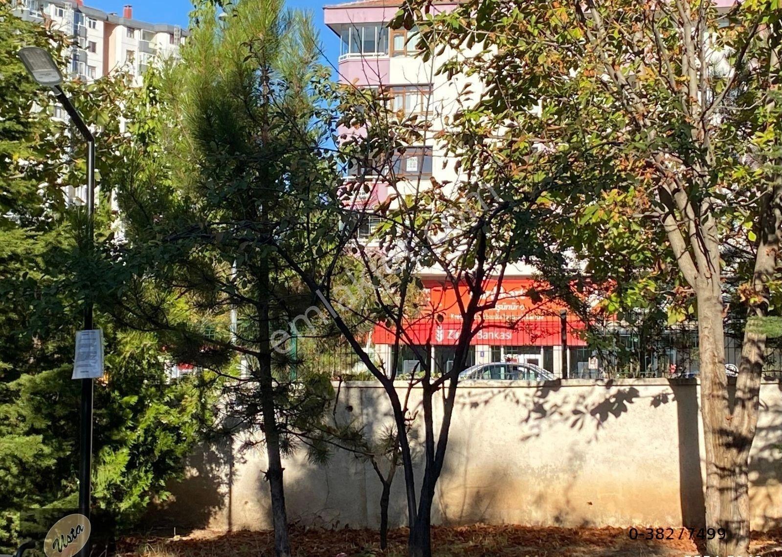 100.yıl'ın En Merkezi Yerinde Site İçerisinde Güney-batı Cephe 3.kat... - Görsel 6