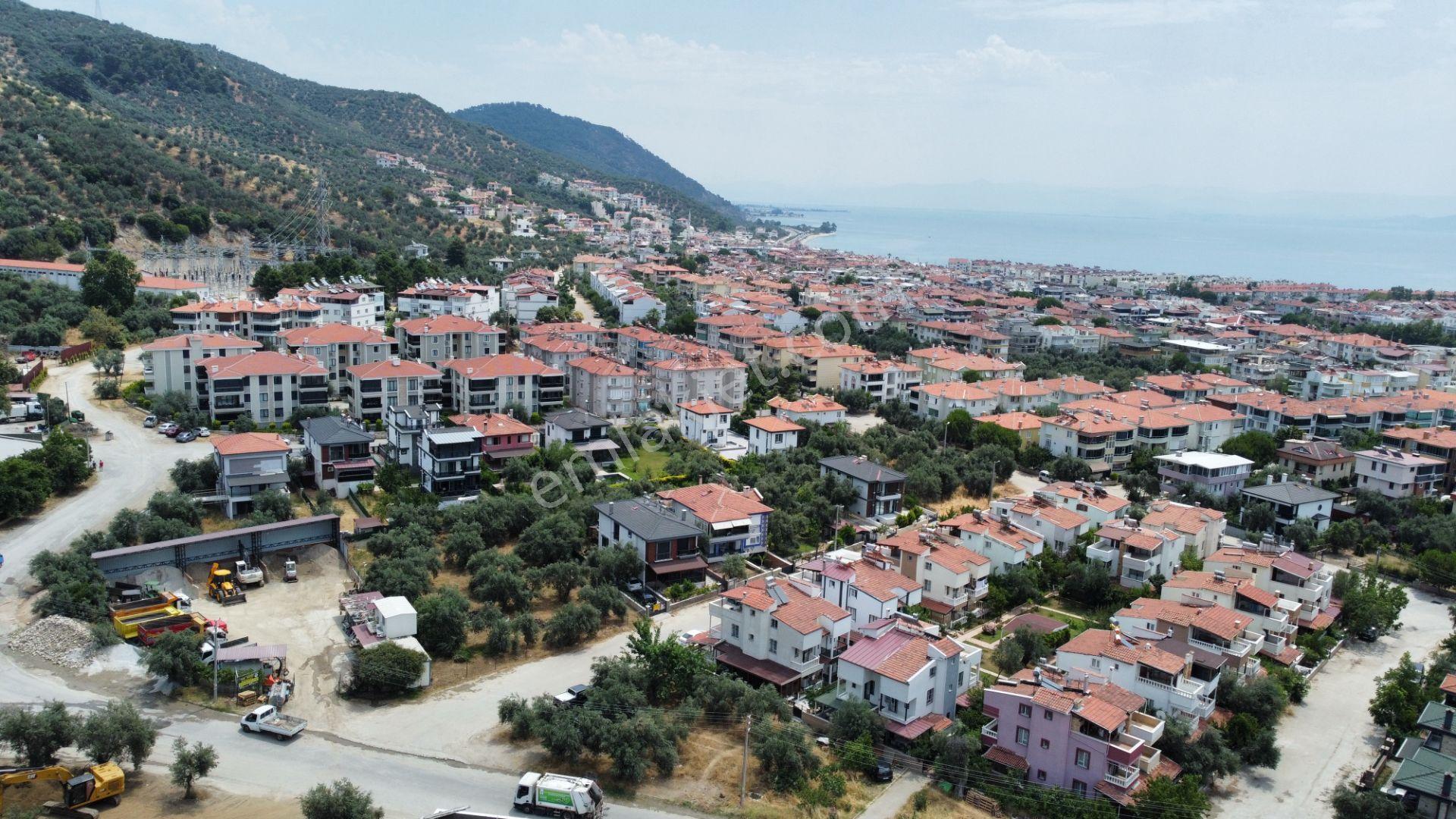 Altınoluk'ta Geniş Bahçeli, Müstakil Yaşam Sunan İkiz Villa! - Görsel 42