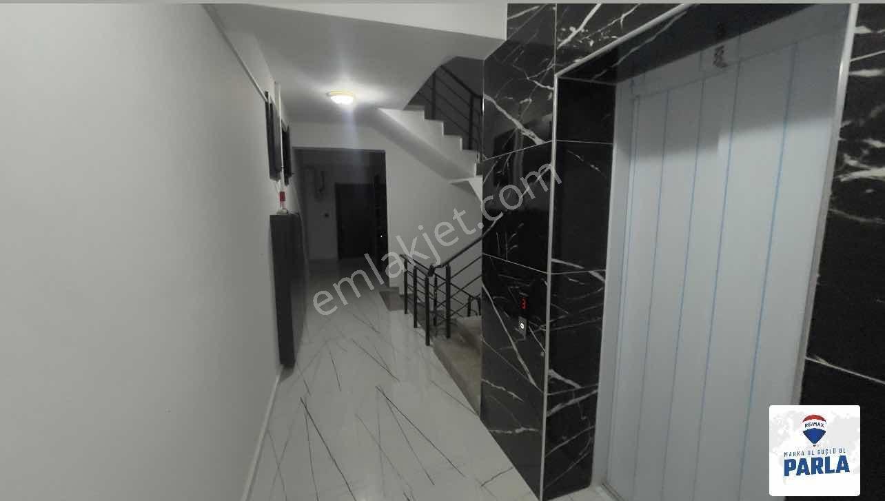 Re/max Parladan Atakum'da Kiralık 1+1 Daire - Görsel 2