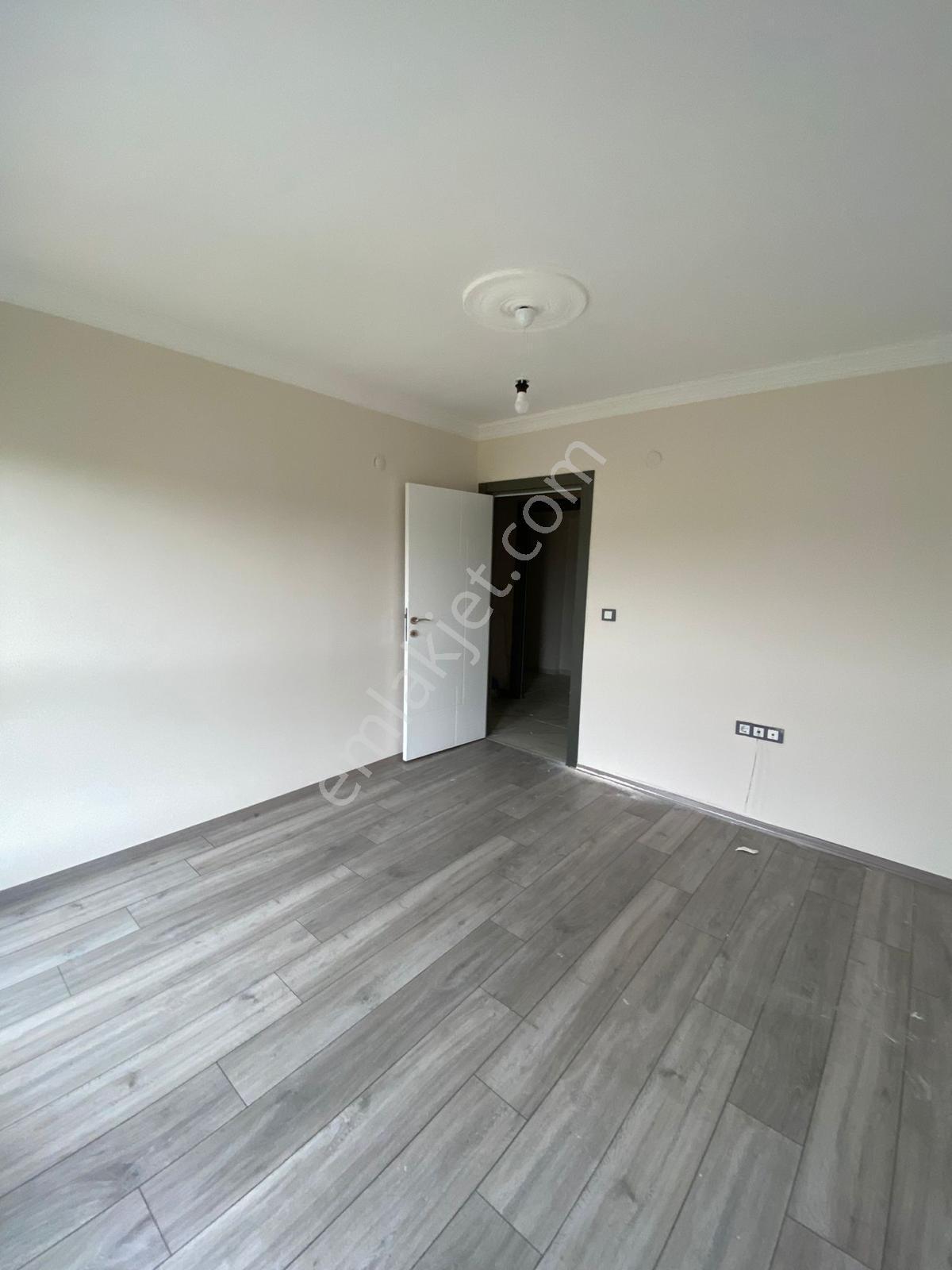 Ege Emlak'tan Yeni Mahalle De 3+1 Ara Kat Kiralık Daire - Görsel 18