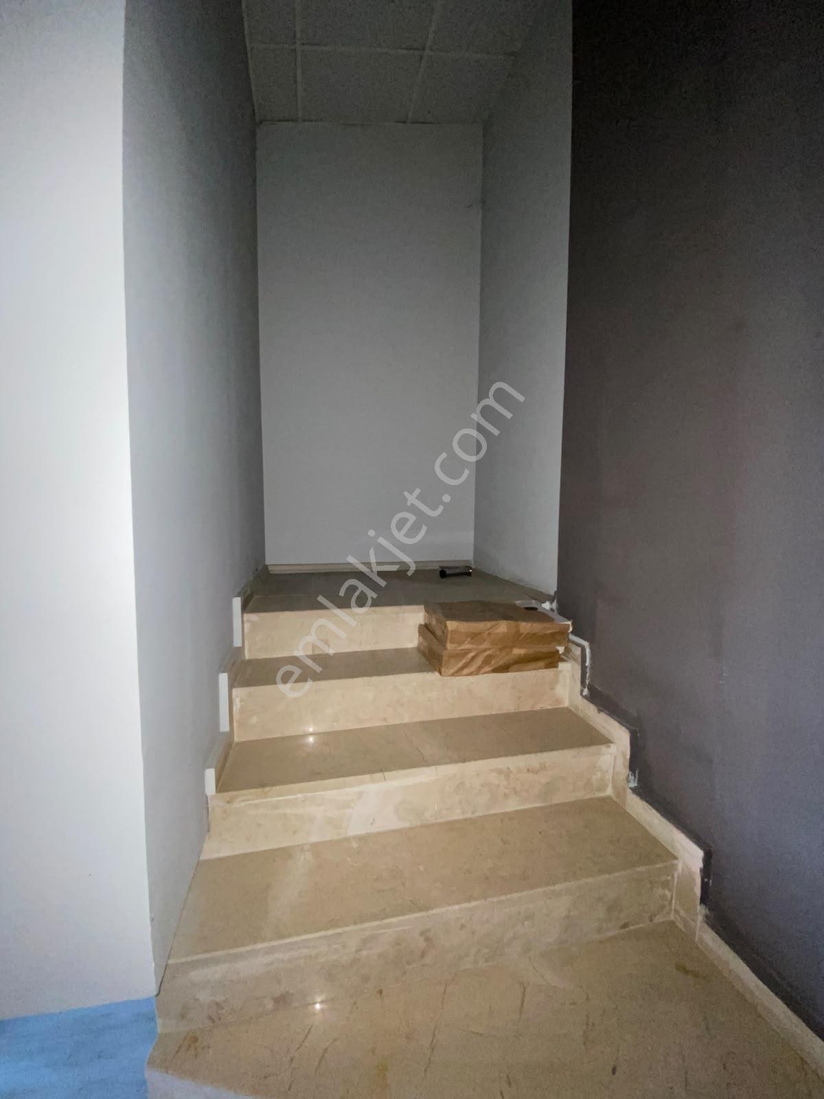 Kariyer'den Ertuğrulgazi Cad. Atimer2'de Ön Cephe Kiralık Ofis - Görsel 21