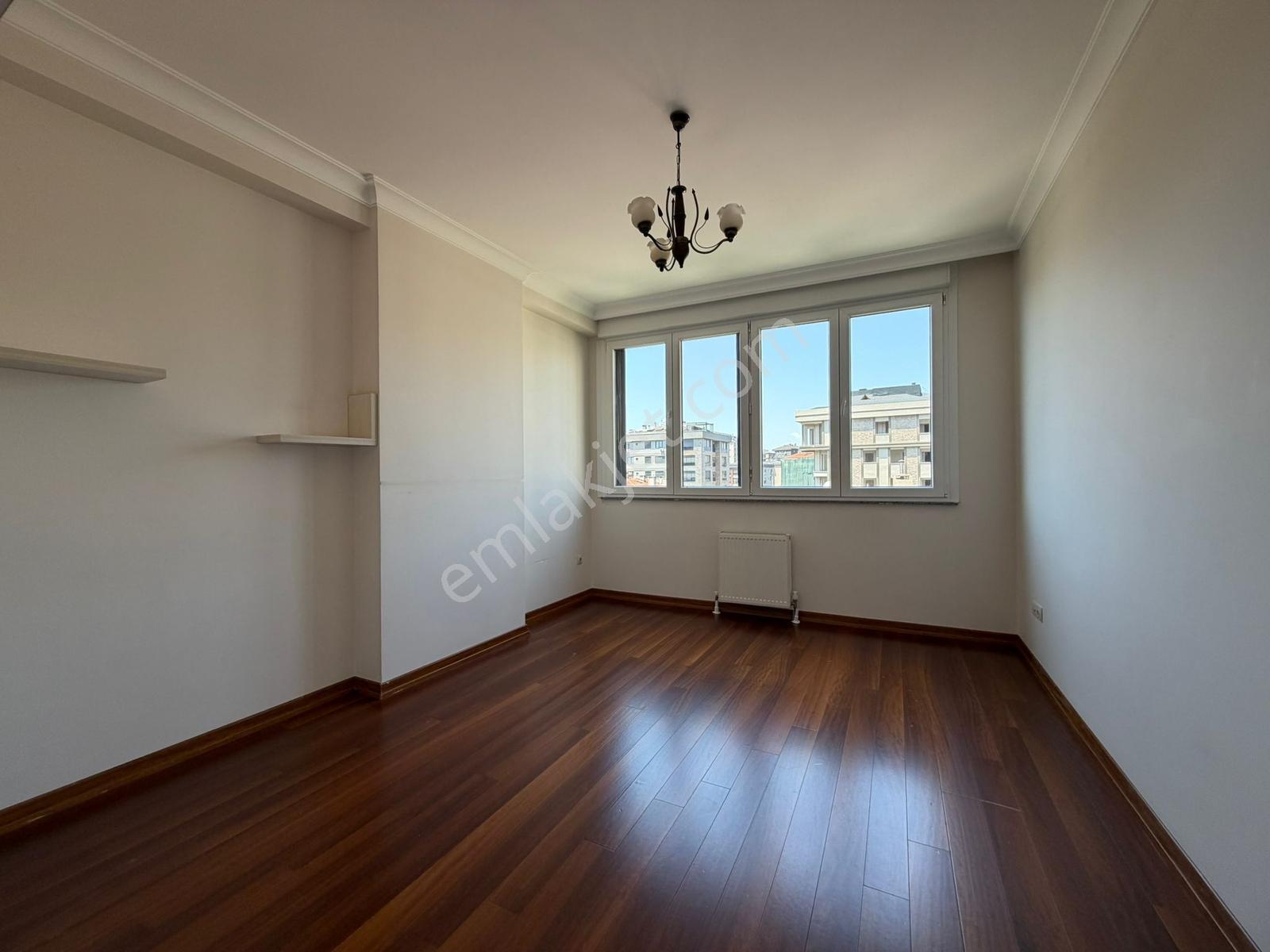 Suadiye Ayşeçavuş Caddesi 45m2 Salonlu 4+1 Geniş Ultra Lüks - Görsel 19