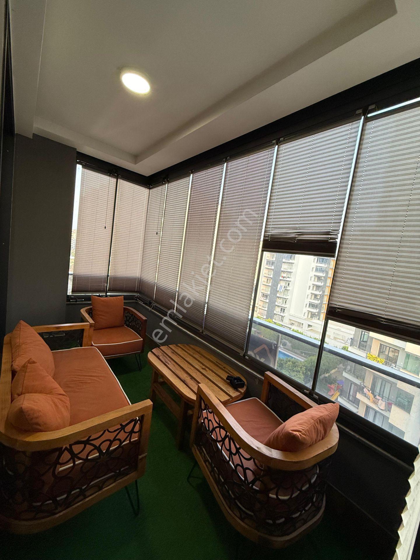 Mezitlide 2+1 Eşyalı Lüks Daire - Görsel 8