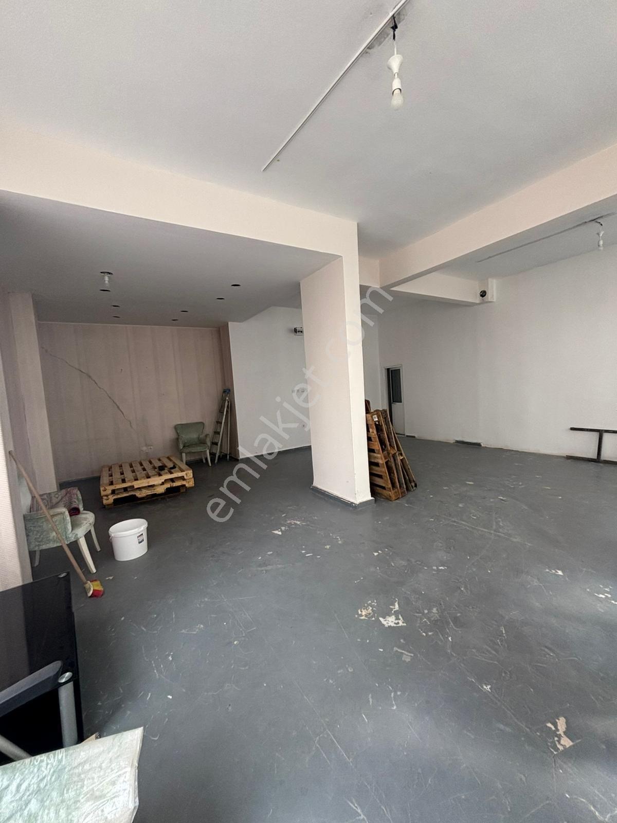 Doğanevler Mahallesinde Ticari Potansiyeli Yüksek Kiralık Dükkan - Görsel 6