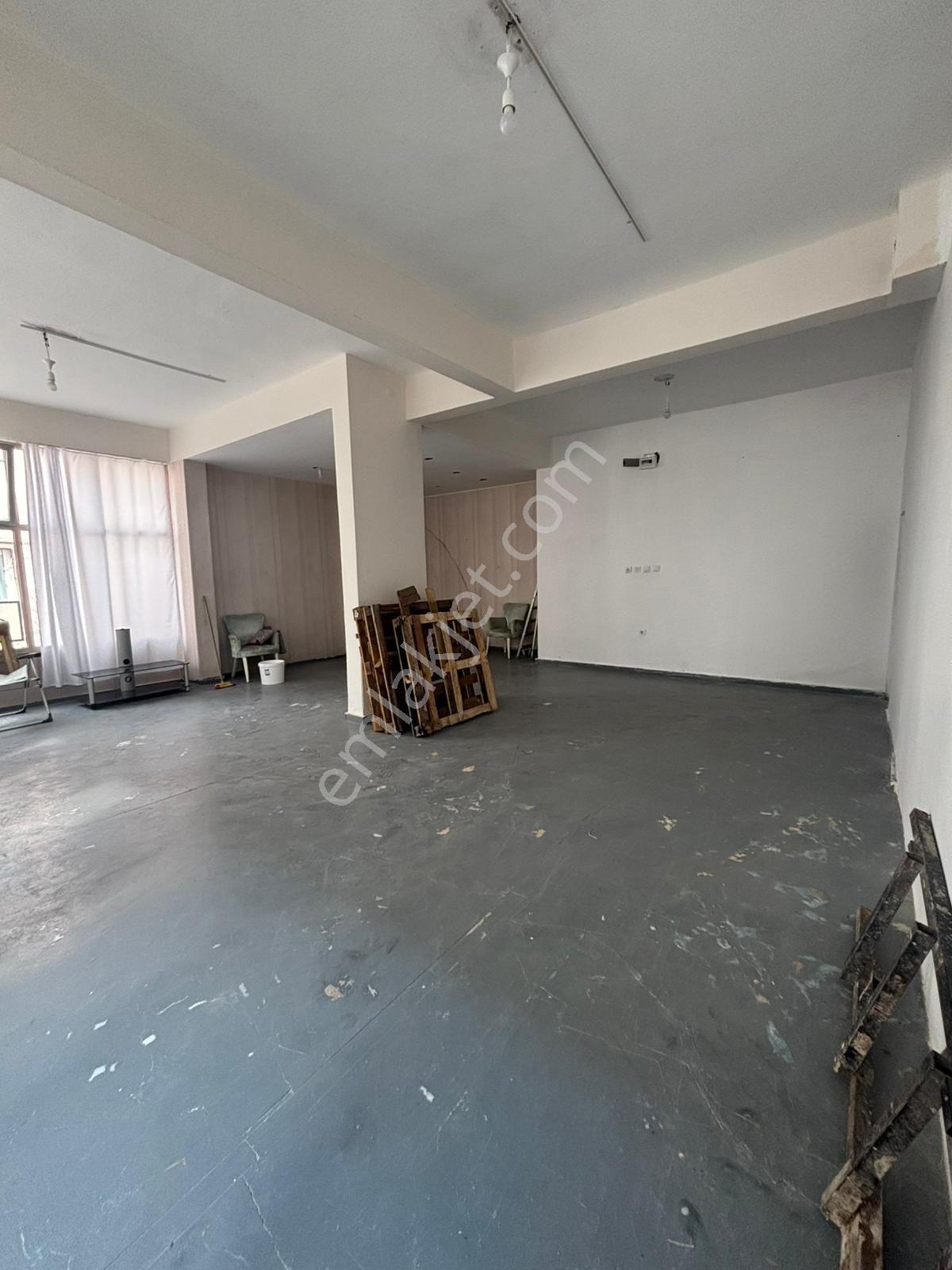 Doğanevler Mahallesinde Ticari Potansiyeli Yüksek Kiralık Dükkan - Görsel 9