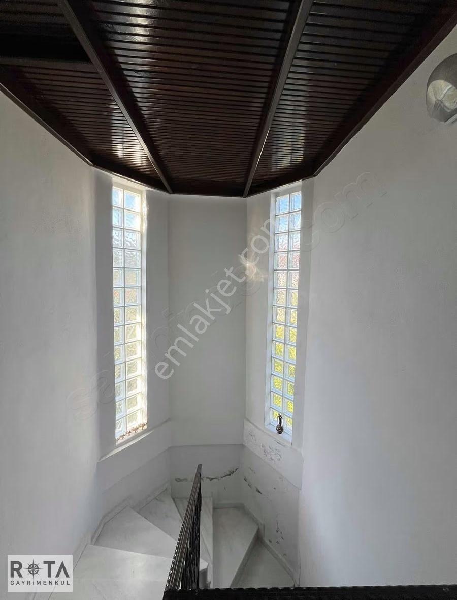 Altınoluk 1400 M2 Arsada Deniz Manzaralı 3+1 Villa-rota - Görsel 19