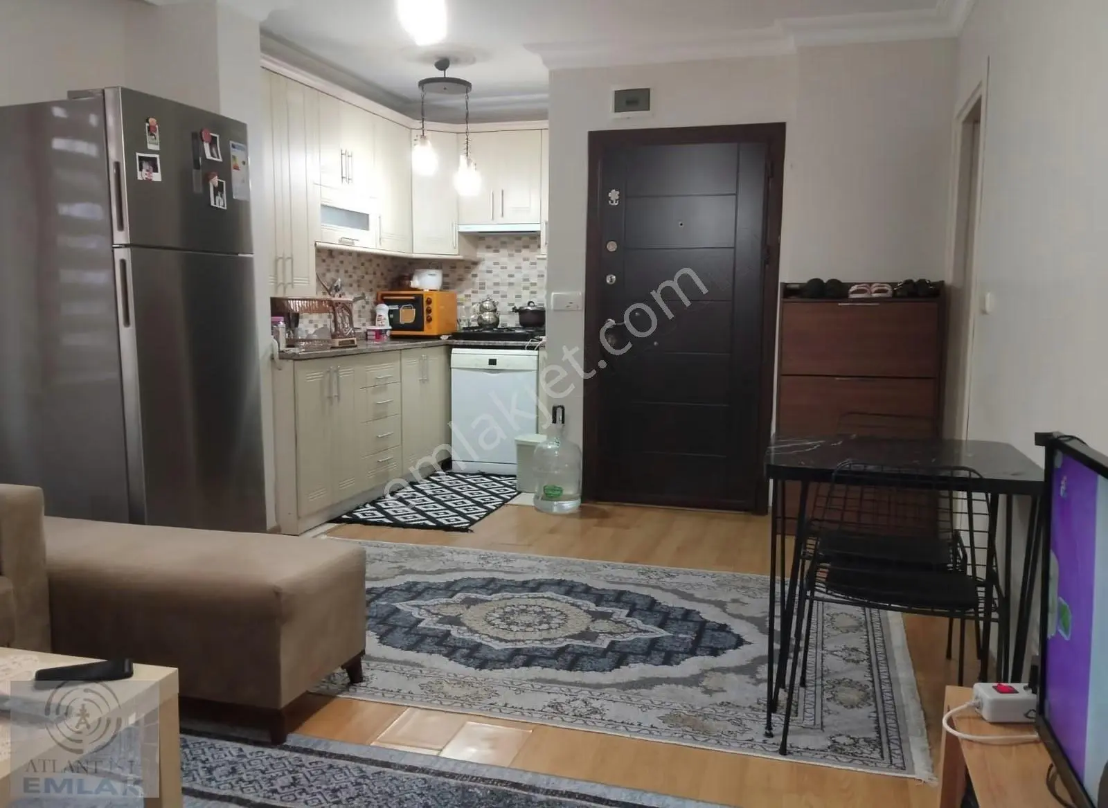Yeditepe Üniv. Karşısı Yeni Binada 2+1 85m2 Eşyalı Balkonlu