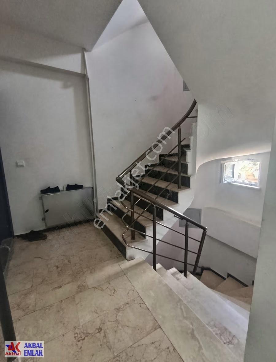 Akbal Emlak Batı Mah. Merkez 55 M2 1+1 Salon 5.500.000 Tl - Görsel 8