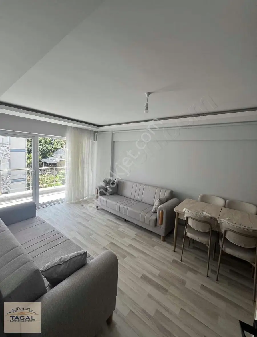 Tacal Gayrimenkul Kiralık 1+1 Eşyalı - Görsel 2