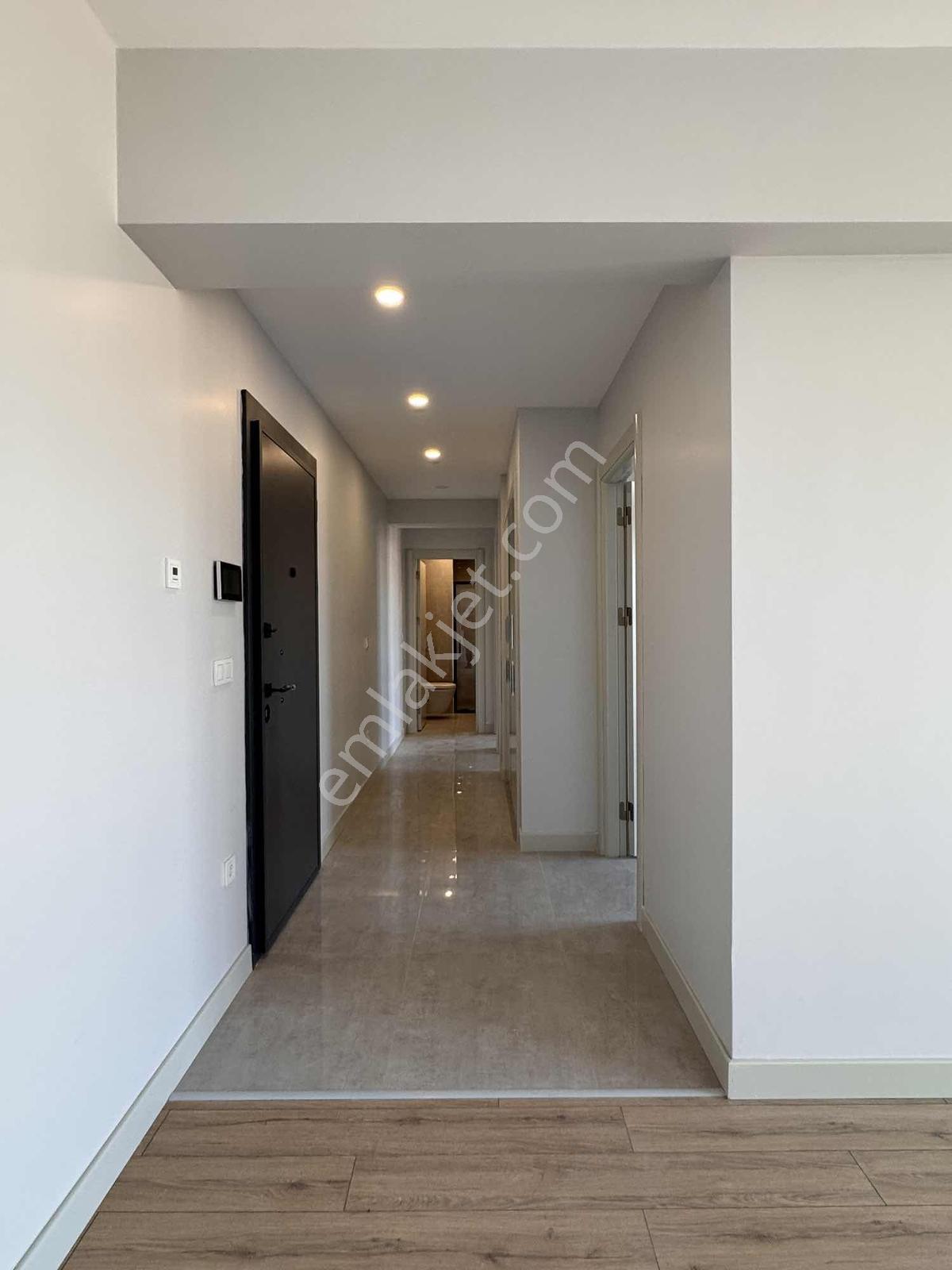 Sancaktepe Siltaş Comfort'ta Sıfır İskanlı Kiralık 2+1 Daire - Görsel 14
