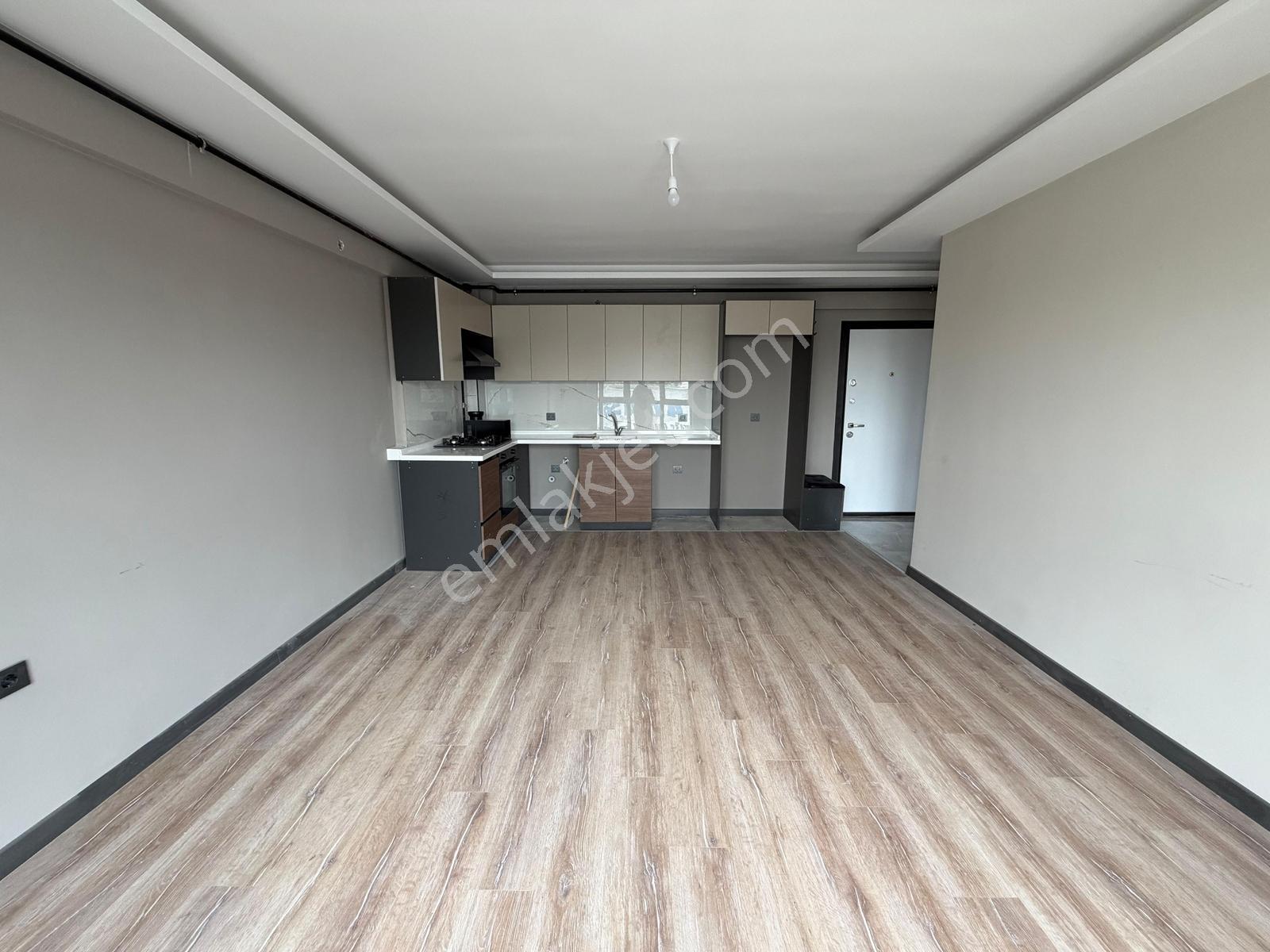 Alaçatı'dan İncekte Fiber Altyapılı Geniş Kullanımlı 1+1 Kiralık - Görsel 5