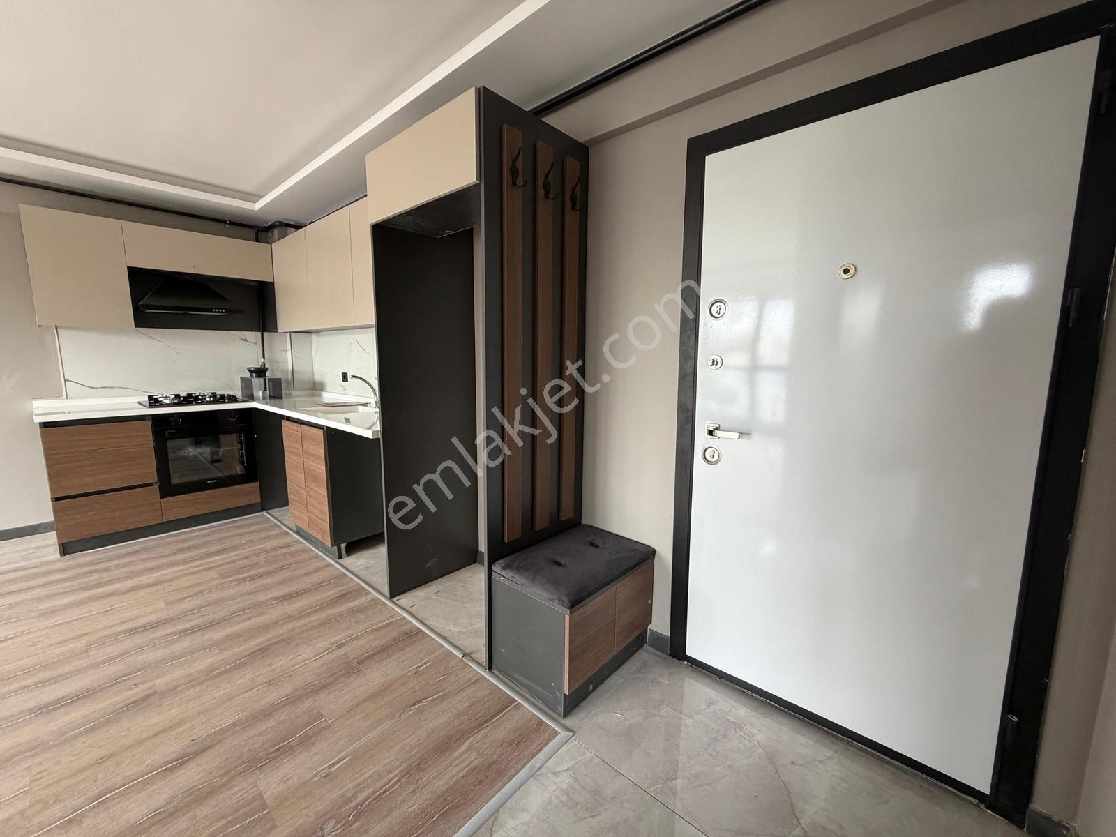 Alaçatı'dan İncekte Fiber Altyapılı Geniş Kullanımlı 1+1 Kiralık - Görsel 23