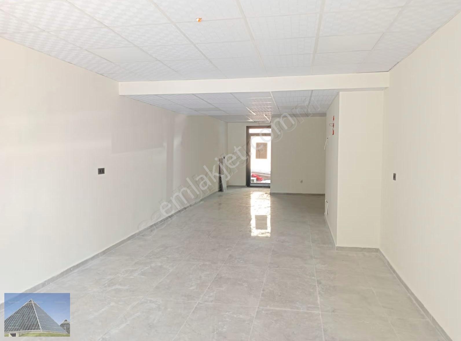 Armada Cıty 2 Etapta Kiralık 65m2 Ana Yok Üstünde Dükkan - Görsel 3
