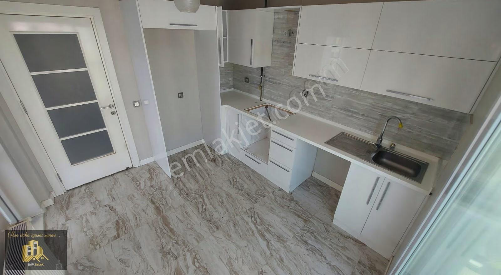 Emfa'dan 2+1 Kap.mutfak Geniş D.gazlı Site İçinde!! - Görsel 18