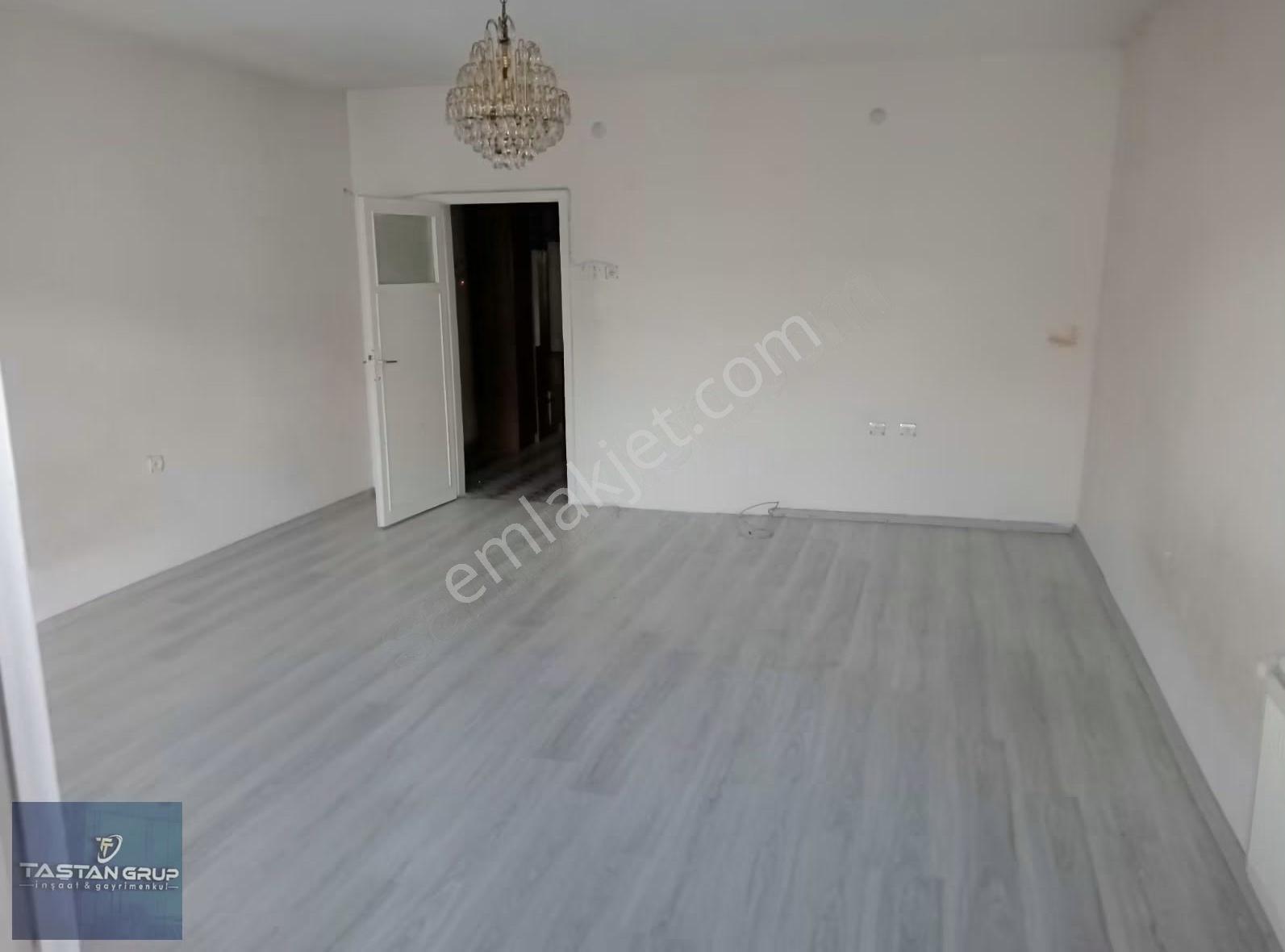 Taştan Gayrimenkul'den Demetevler 357. Cadde De Satılık Daire. - Görsel 7