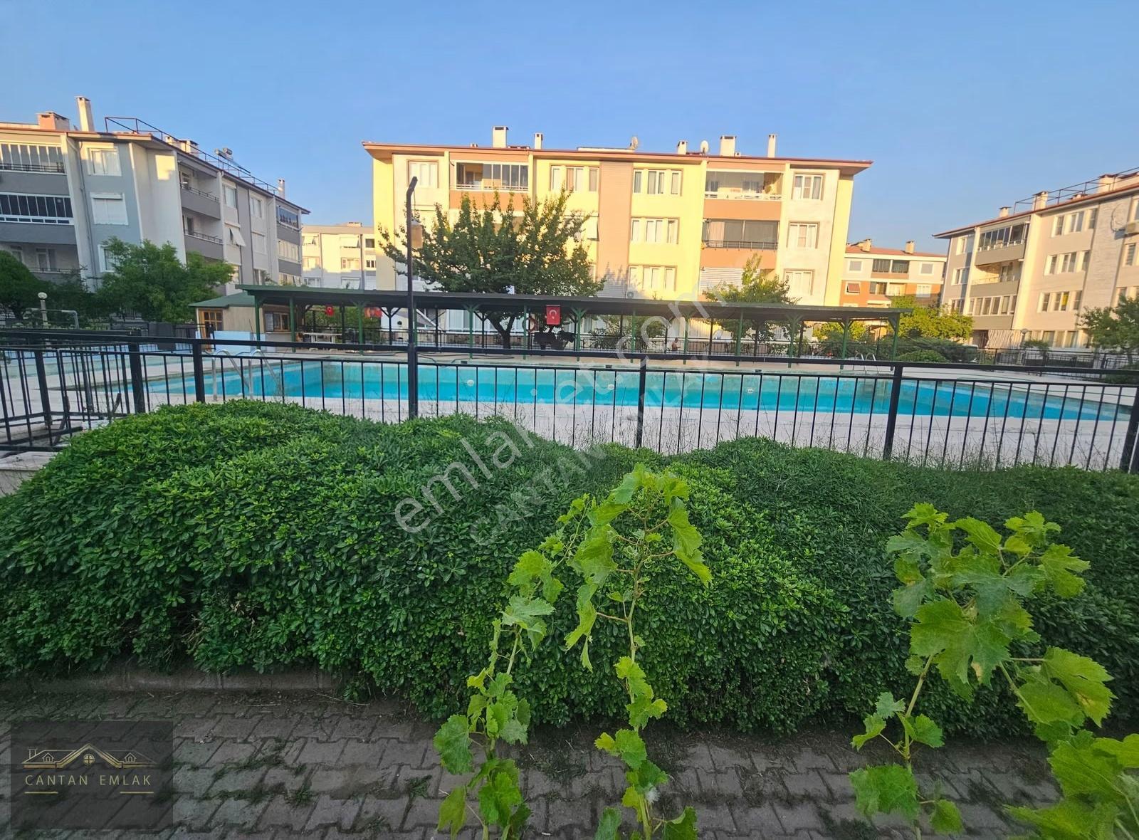 Cantan Emlaktan Akçay Altınkumda Havuzlu Sitede 3+1 Geniş Daire - Görsel 25