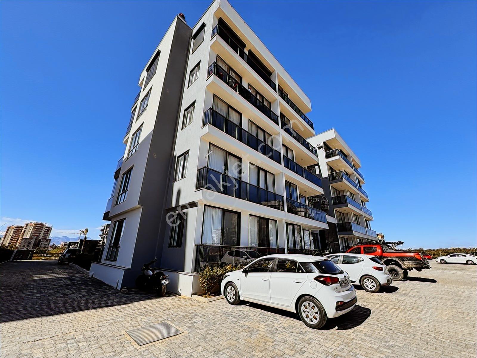 Altıntaş Port'da İskanlı Ve Jeneratörlü Sitede Sıfır Eşyalı 1+1 - Görsel 16
