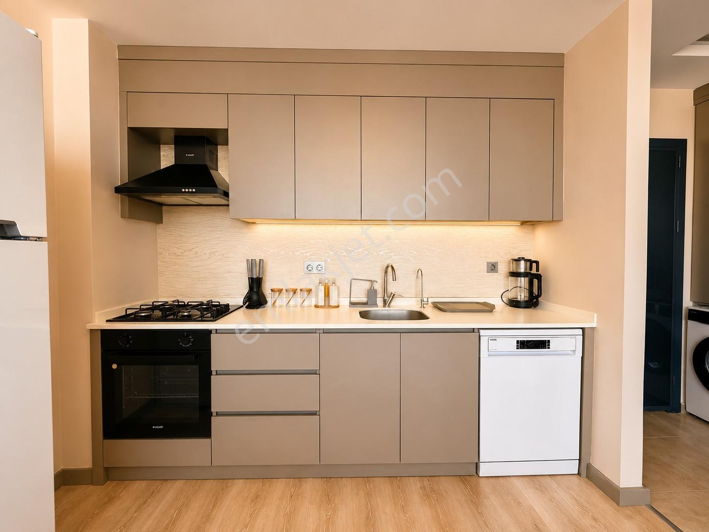 Altıntaş Port'da İskanlı Ve Jeneratörlü Sitede Sıfır Eşyalı 1+1 - Görsel 24