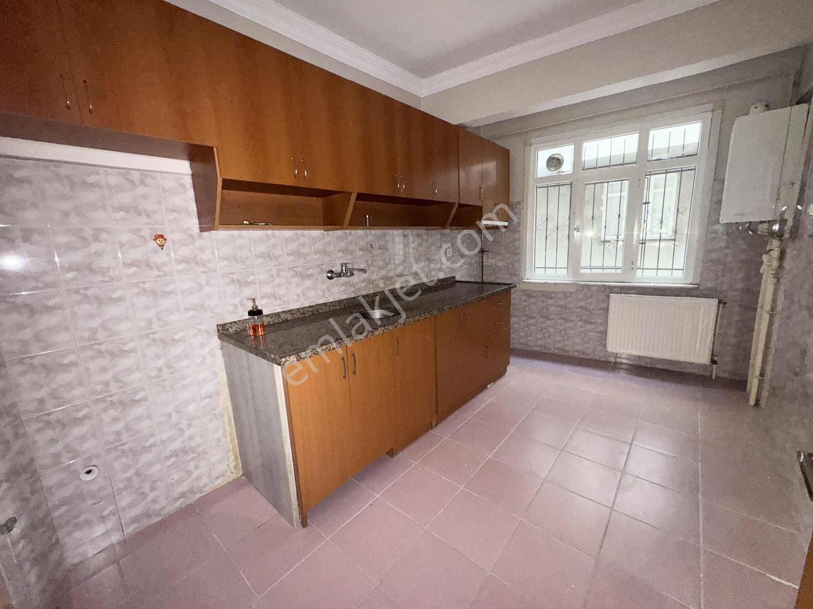 Yoldaş İnşaat'tan Kiralık 3+1 130 M2 1.kat Yeni Evli Ve Memura - Görsel 26