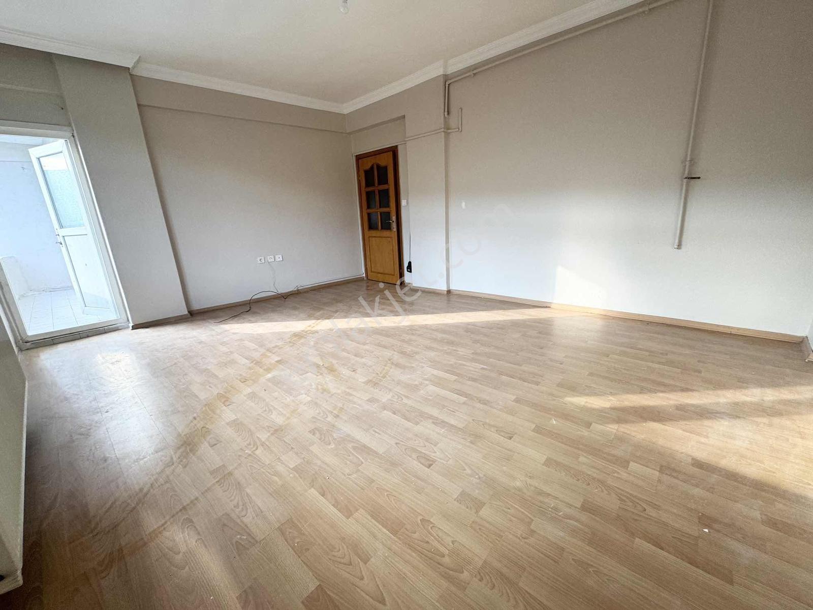 Yoldaş İnşaat'tan Kiralık 3+1 130 M2 1.kat Yeni Evli Ve Memura - Görsel 32