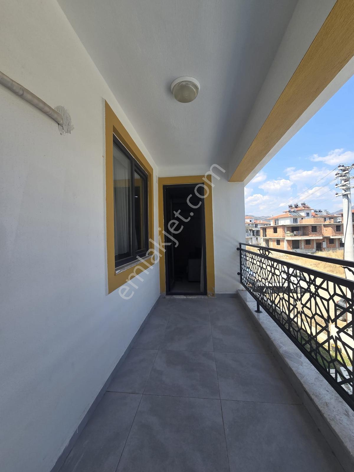 Çiğdem Emalk'tan Ortaca'da Satılık Havuzlu Eşyalı Daire - Görsel 14