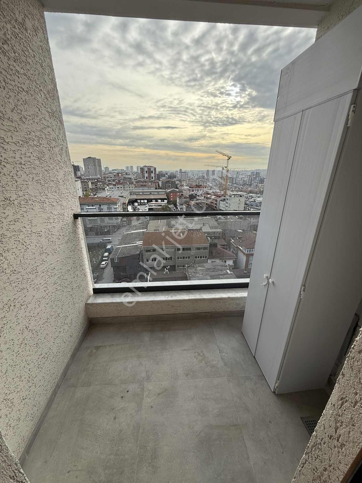 Mahmutbey - Güneşli / Temiz 2+1 96 M² Fırsat Daire / Revan Park - Görsel 30