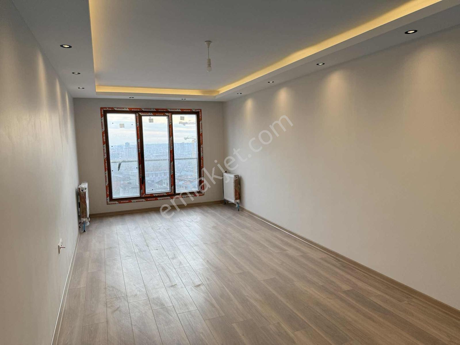 Mahmutbey - Güneşli / Temiz 2+1 96 M² Fırsat Daire / Revan Park - Görsel 15
