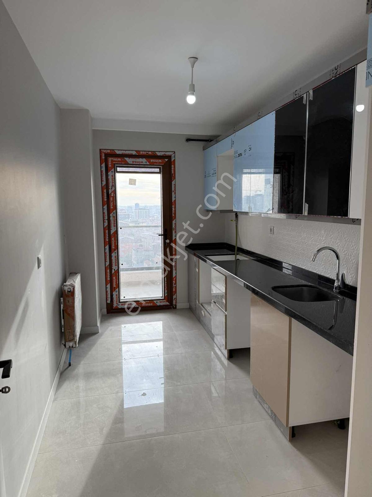 Mahmutbey - Güneşli / Temiz 2+1 96 M² Fırsat Daire / Revan Park - Görsel 22