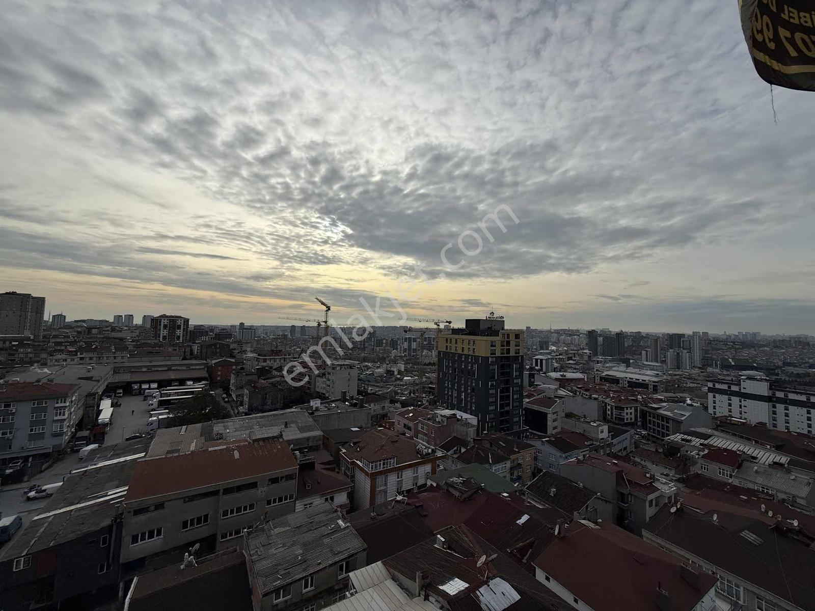 Mahmutbey - Güneşli / Temiz 2+1 96 M² Fırsat Daire / Revan Park - Görsel 19