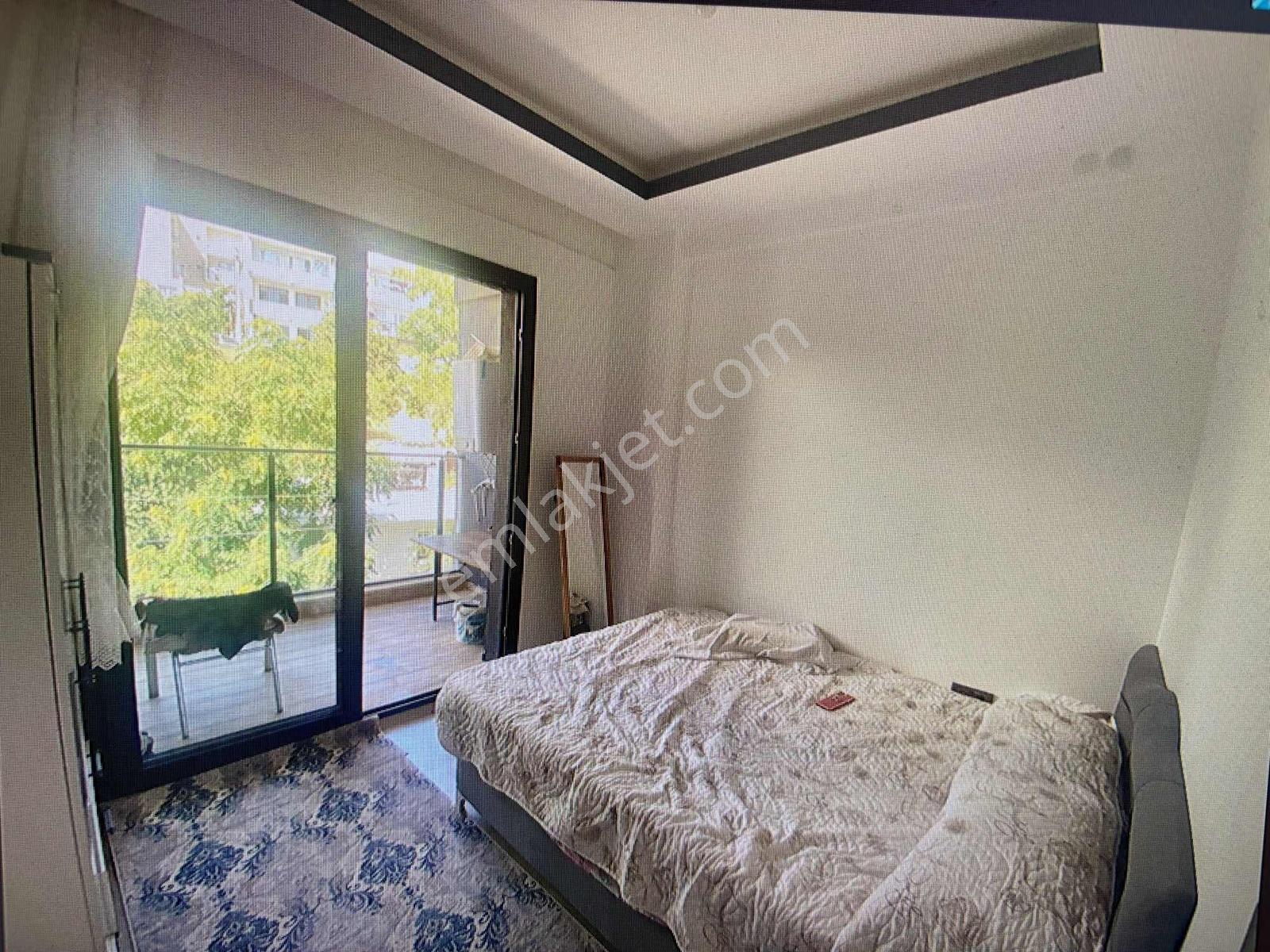 Kuşadası Merkezde 1+1 Fırsat Yeni Daire - Görsel 12
