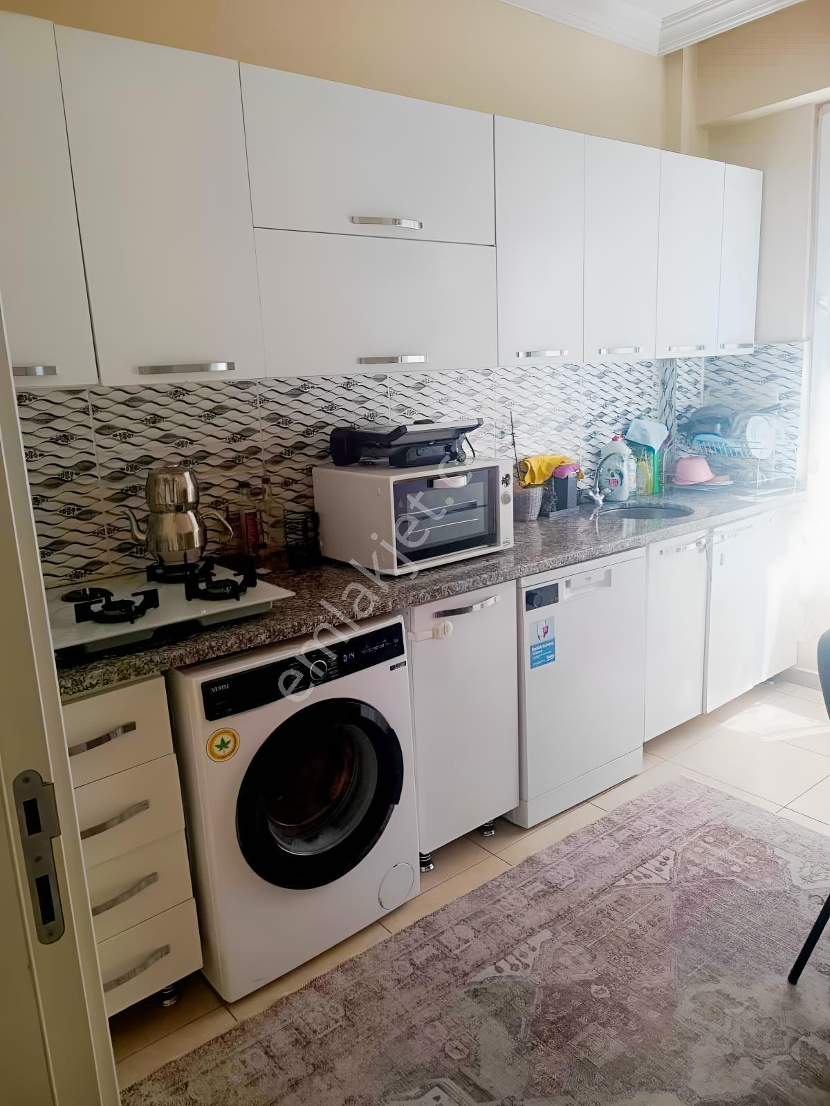 Yenişehir Mah. Polatkan Sitesinde 3+1 Kiralık Güvenlik Açık Oto