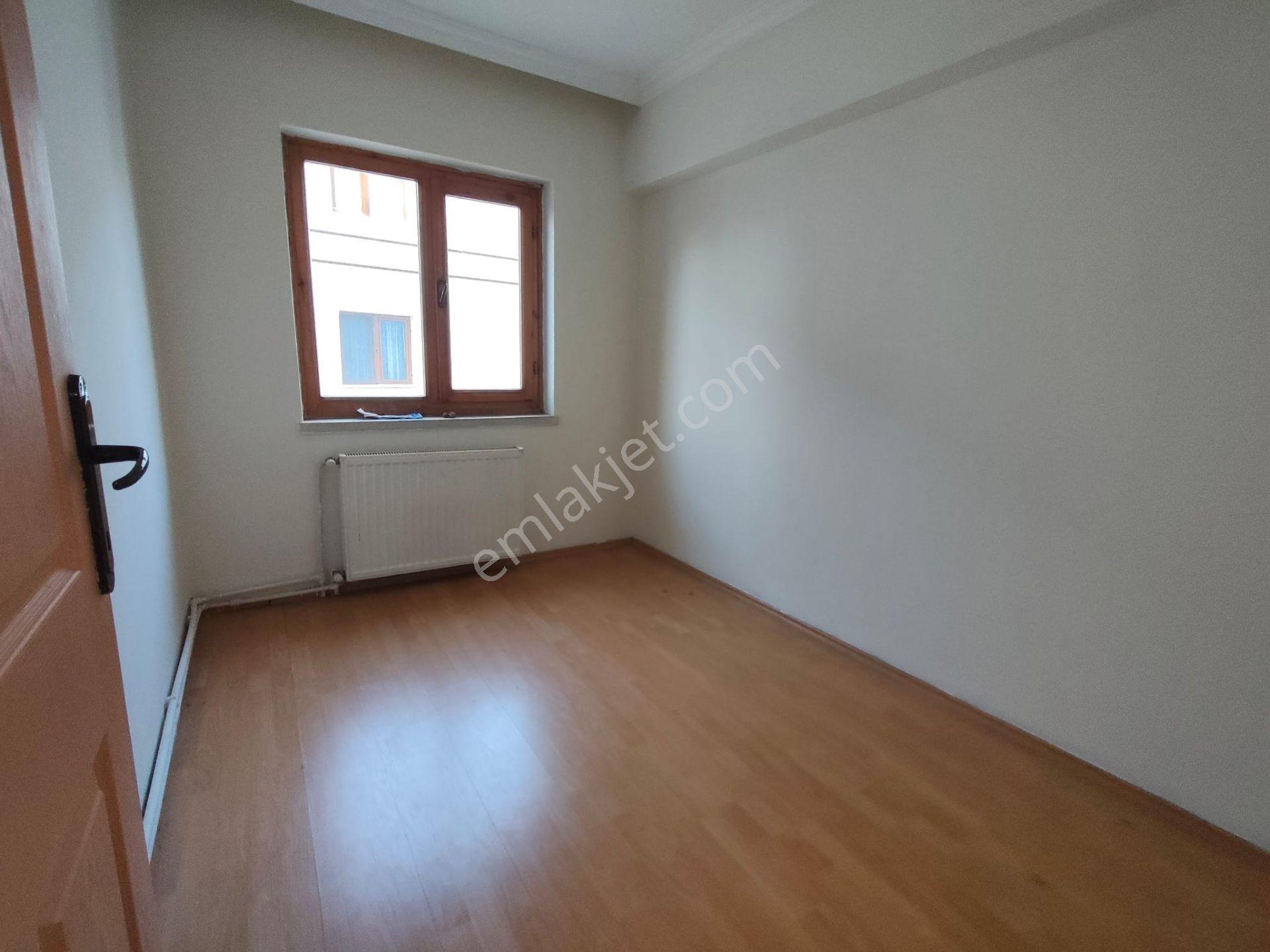 Yılmaz Gayrimenkulden Selçuklu Mah. 3+1 1. Ara Katta Kupon Kiralık Daire - Görsel 17