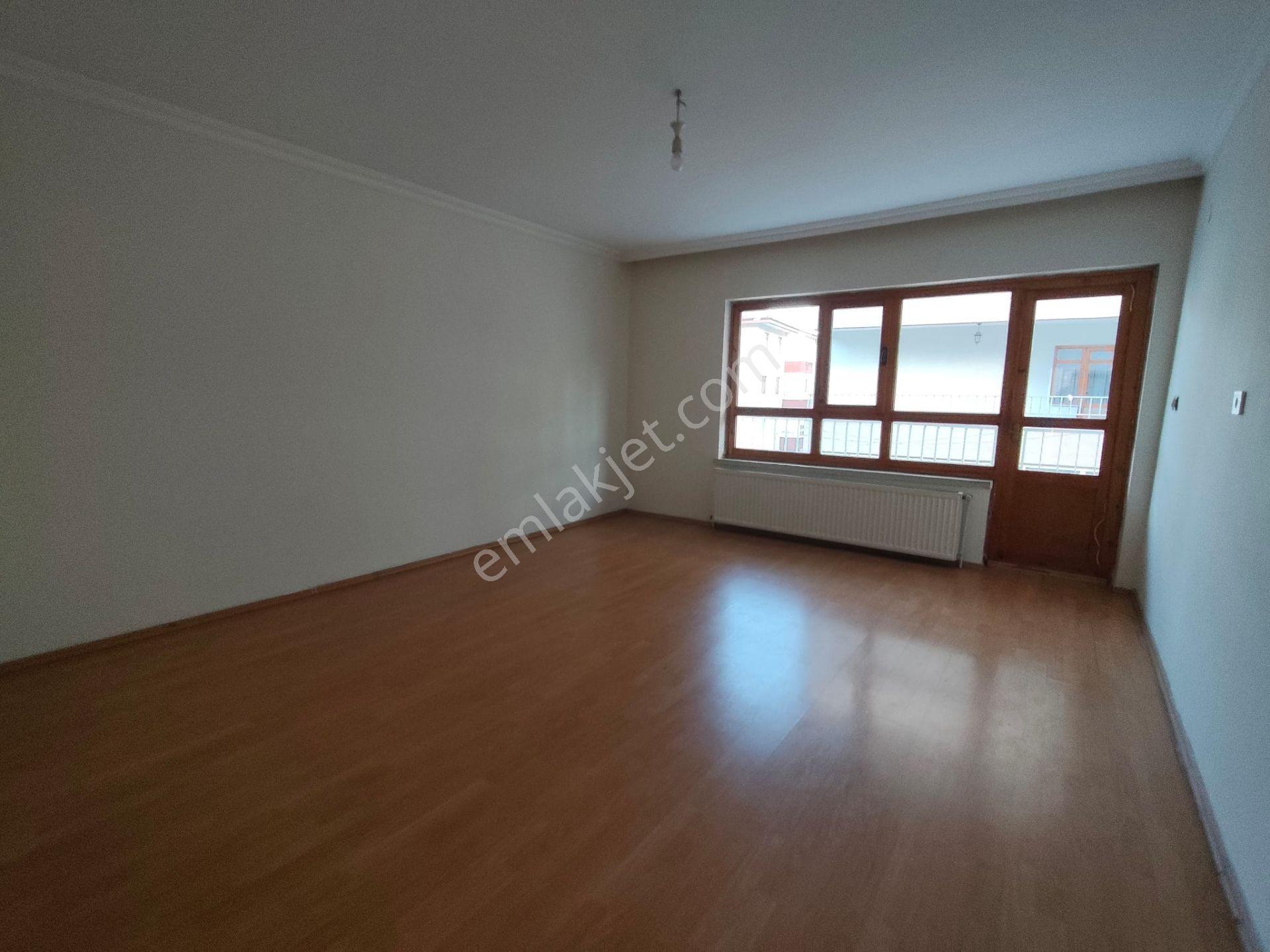 Yılmaz Gayrimenkulden Selçuklu Mah. 3+1 1. Ara Katta Kupon Kiralık Daire - Görsel 23