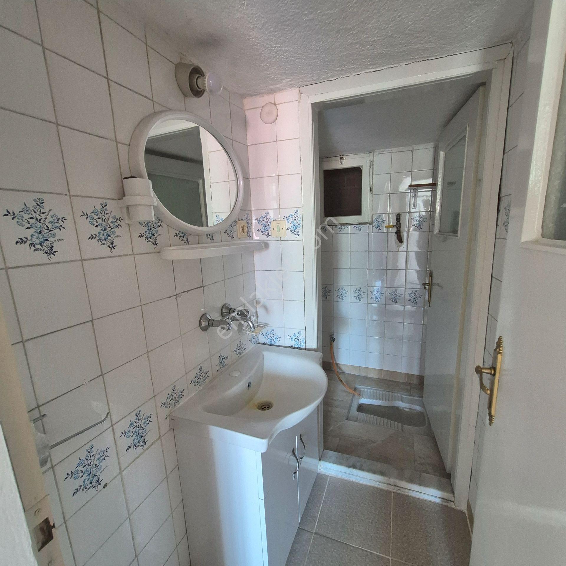 Wisremden Sakarya Mahallesinde 3+1 Kiralık Daire - Görsel 19
