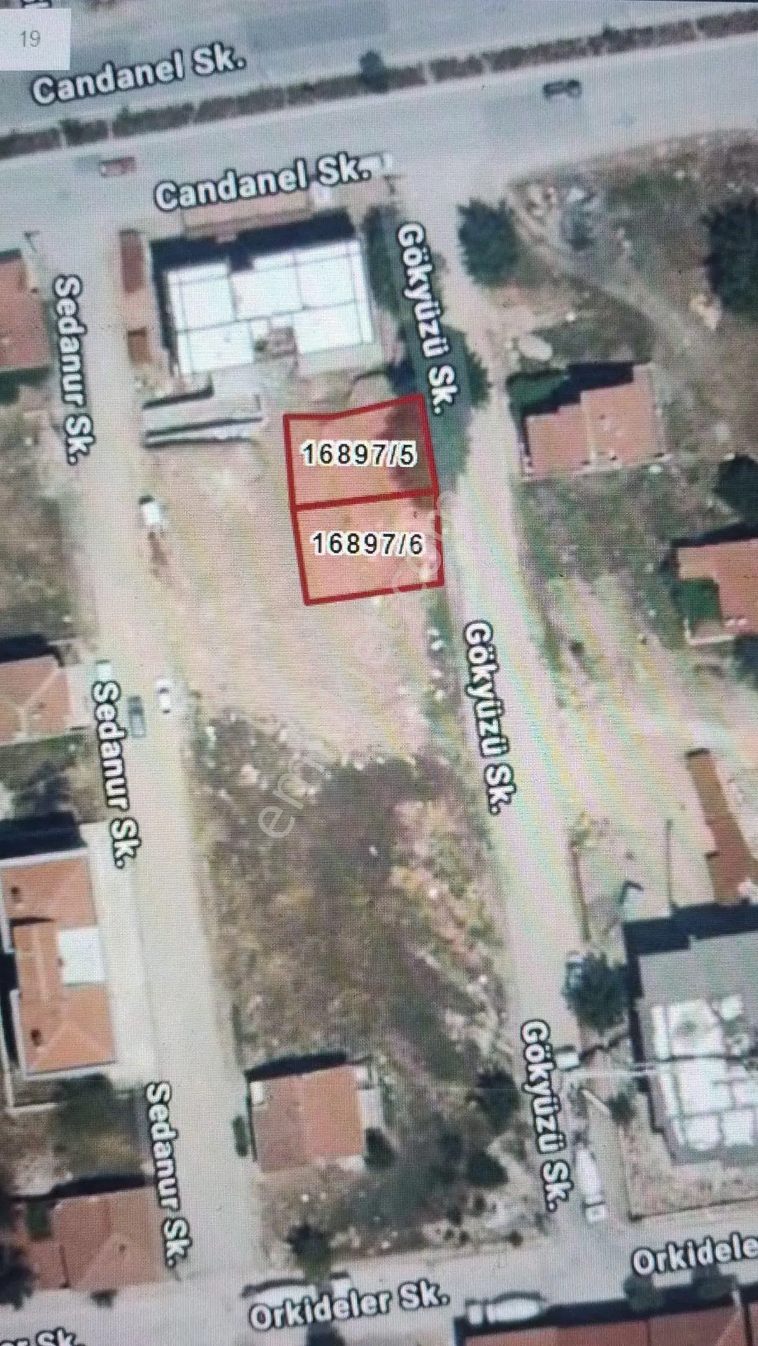 71 Evlerde Satılık Arsa