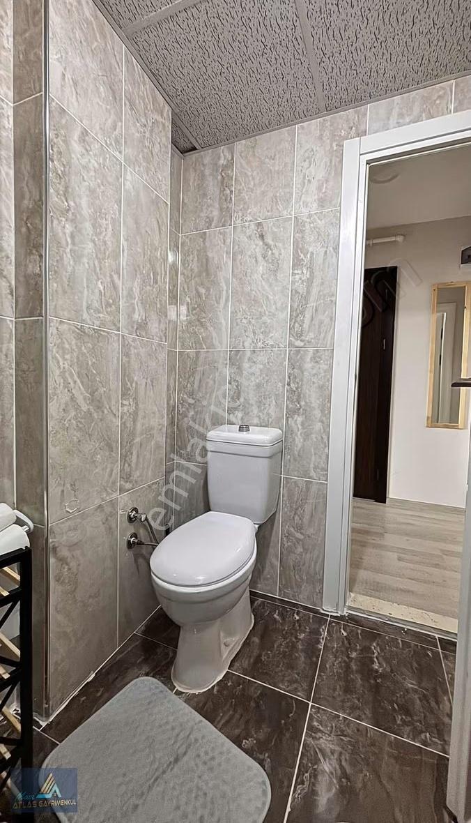 Körfez Tramvaya 2. Bina Eşyalı Kiralık 1+1 - Görsel 25
