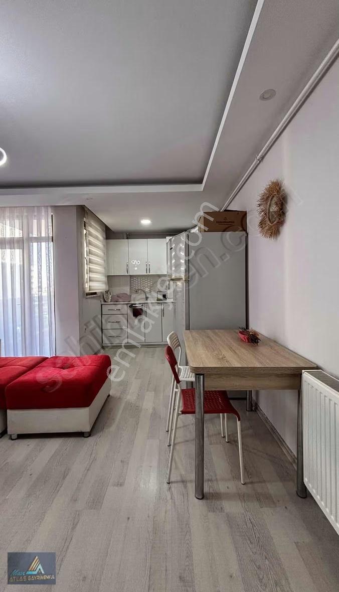 Körfez Tramvaya 2. Bina Eşyalı Kiralık 1+1 - Görsel 18