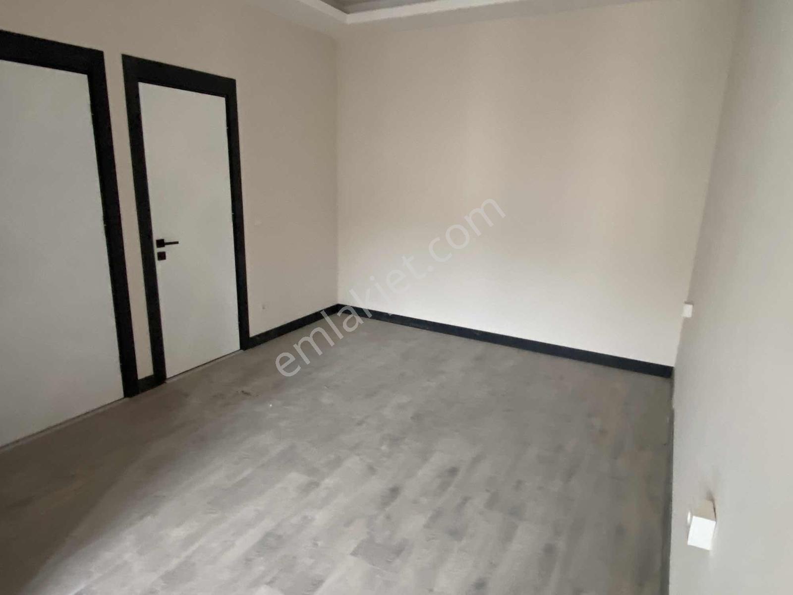 Tuzlanıın En Büyük Dublekslerinden Biri 304 M2 5+2 - Görsel 3