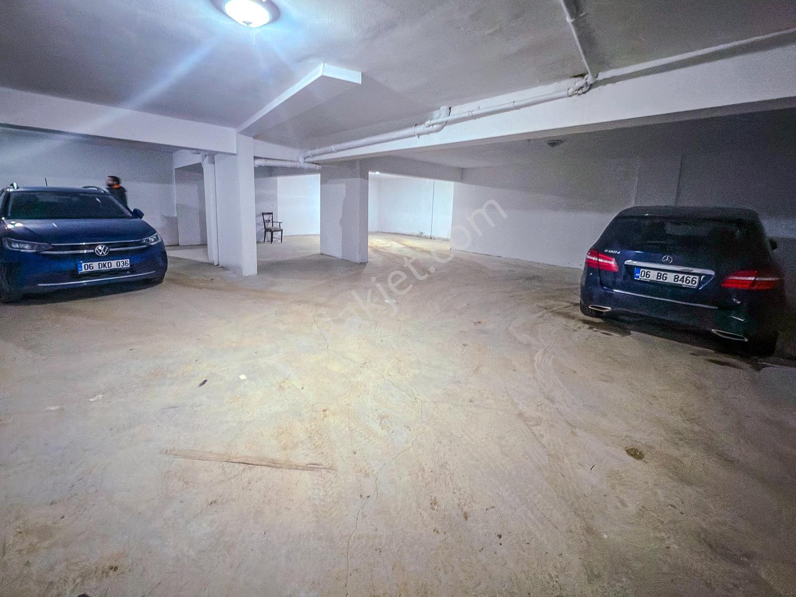 İncek Kiralık 1+1 | Balkonlu, Ara Kat, Kapalı Otoparklı - Görsel 6