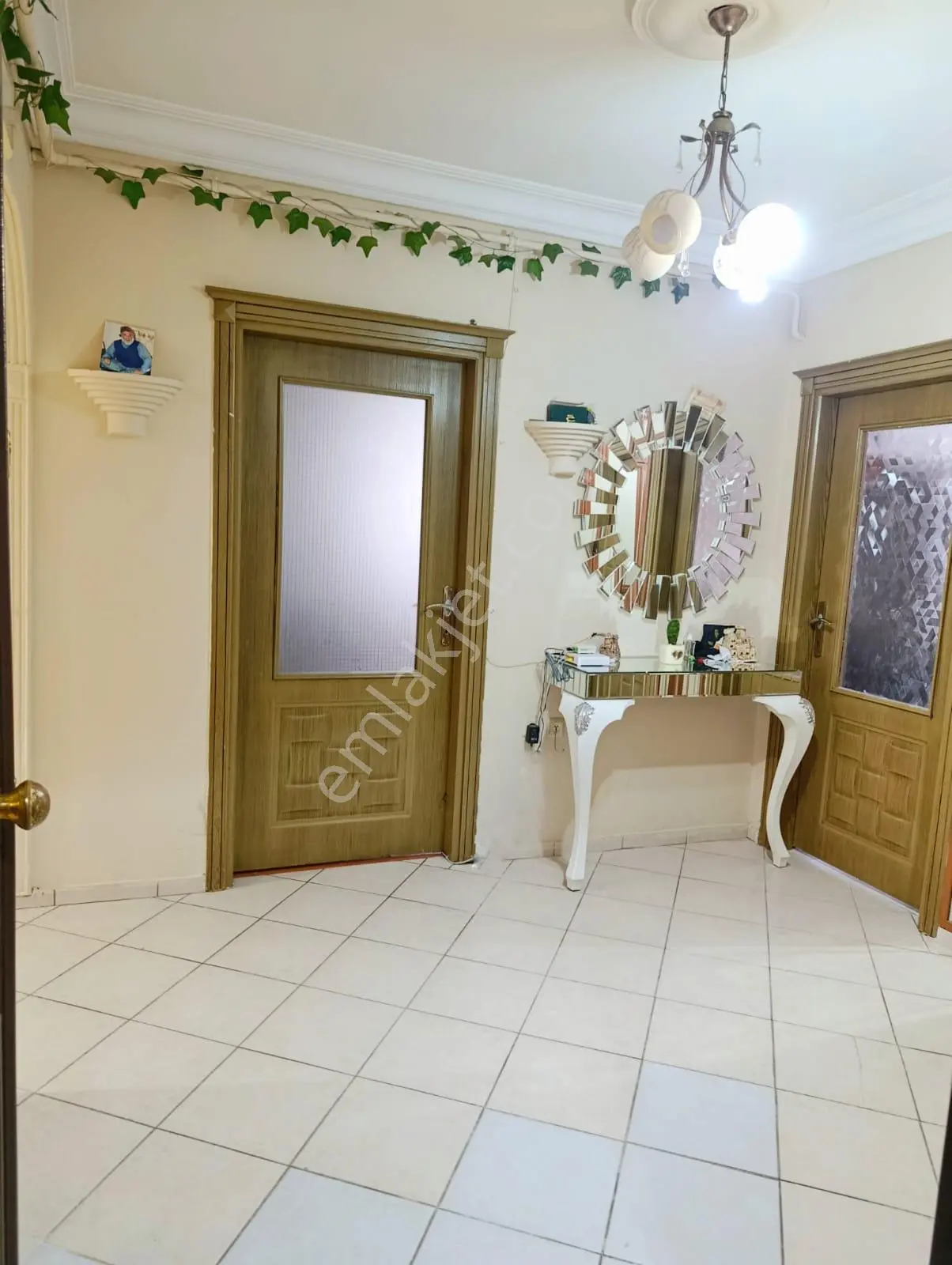 3+1yurt 9-4katı Dgaz 200m2 Site İçinde Kiler Kap.mutfak Cam Balkon D.şebeke Hasarsız Kgd Cephe, - Görsel 13