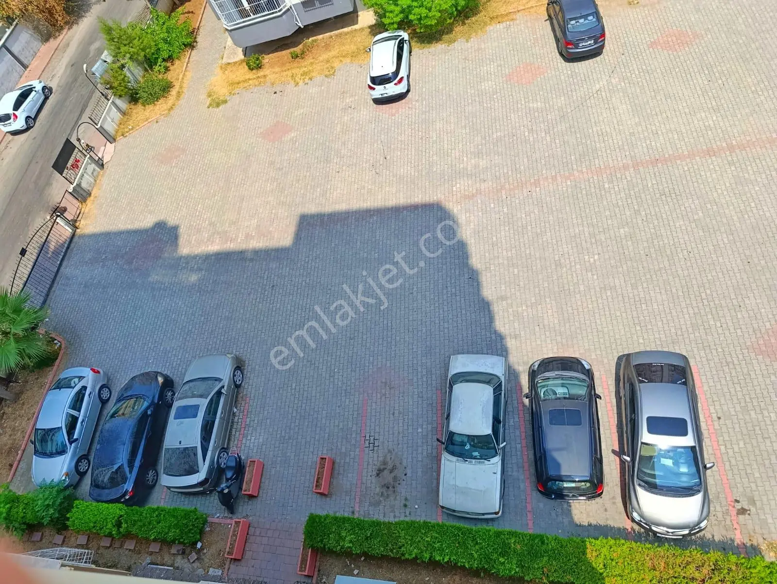 3+1yurt 9-4katı Dgaz 200m2 Site İçinde Kiler Kap.mutfak Cam Balkon D.şebeke Hasarsız Kgd Cephe, - Görsel 22