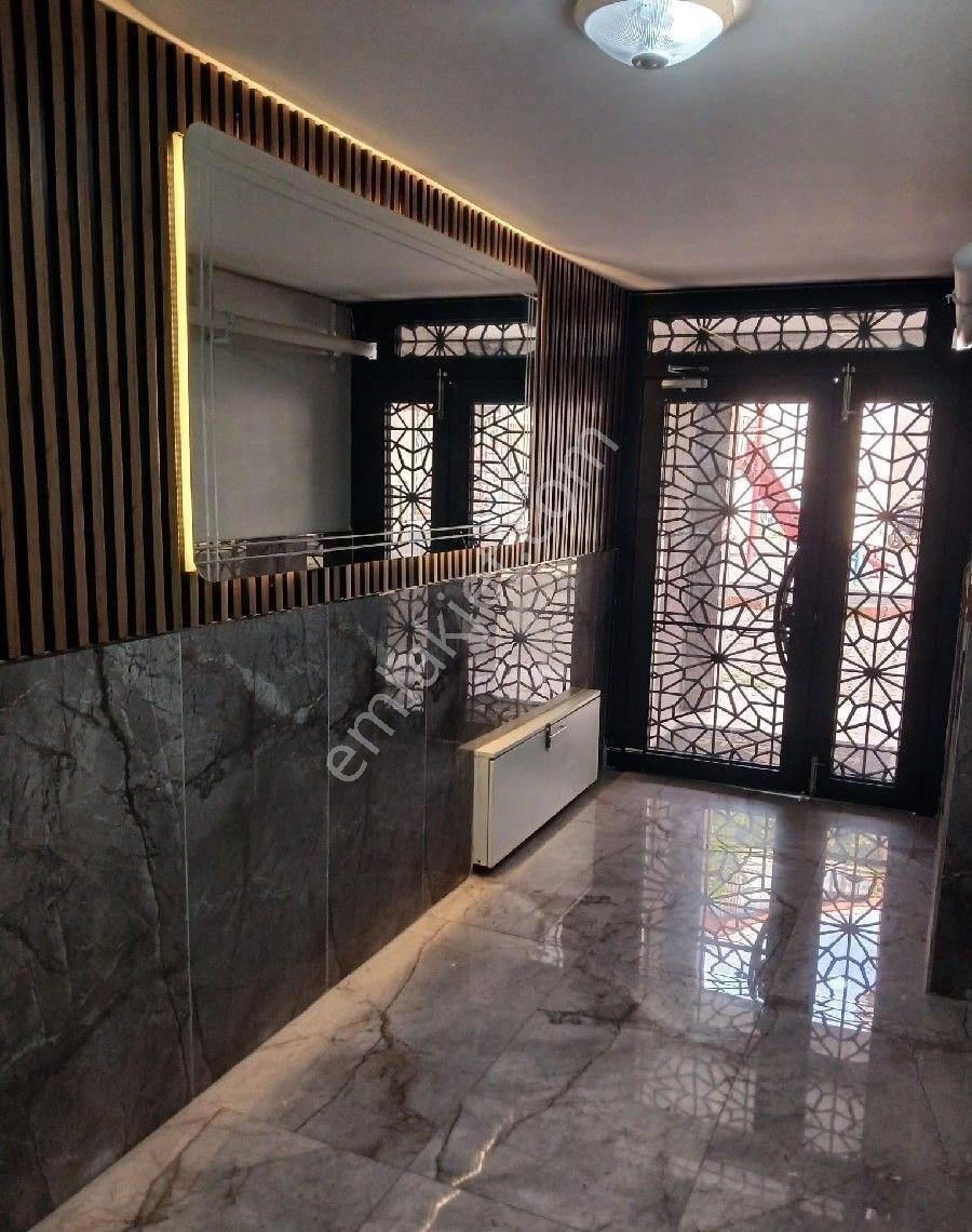 Muratlı Caddesi Shell Benzinlik Altı Site İçi Otoparklı 2+1 Kiralık Daire