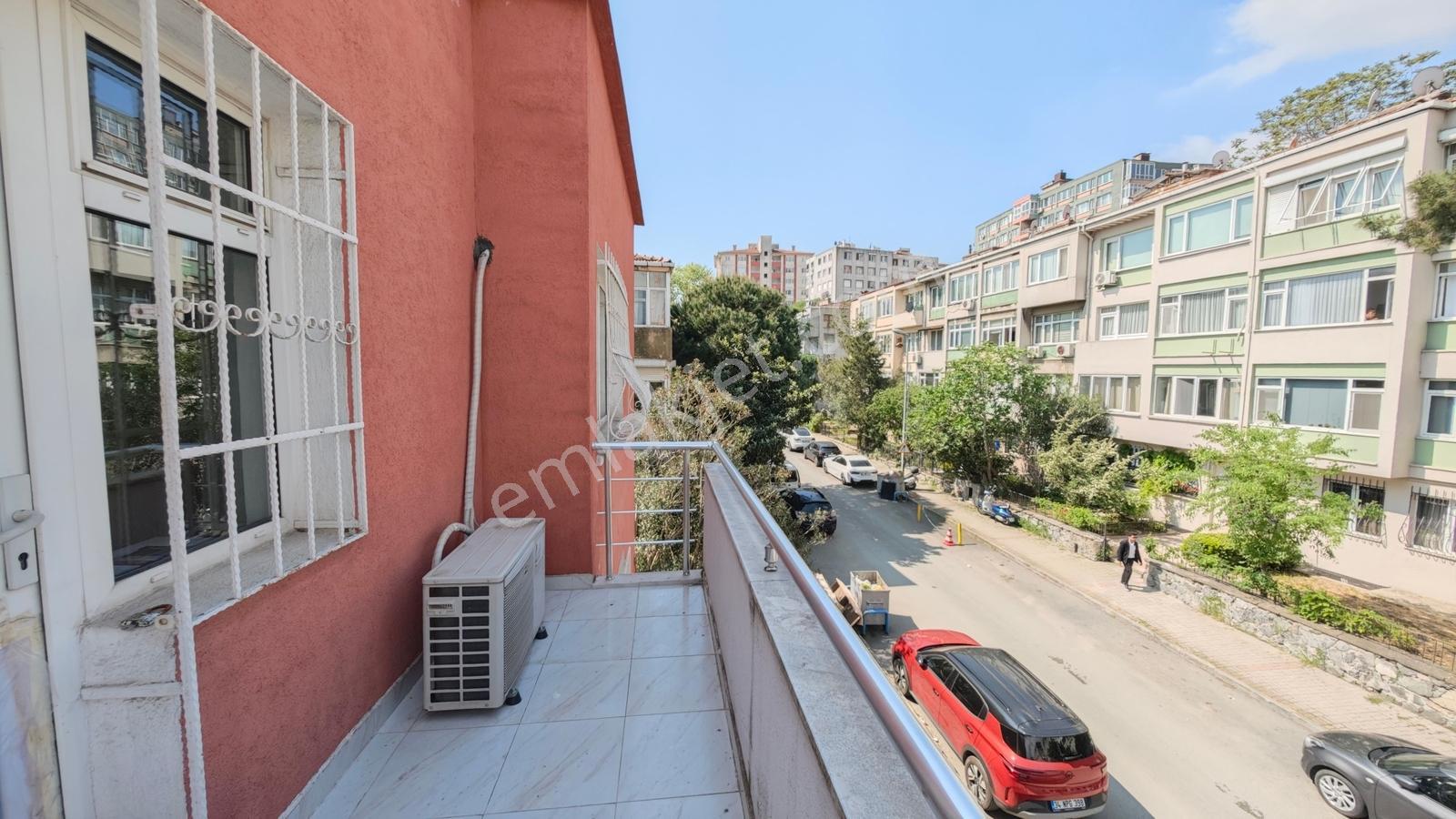 Balmumcu'nun Prestijli Noktasında 6 Bölümlü Aydınlık Köşe Ofis - Görsel 17