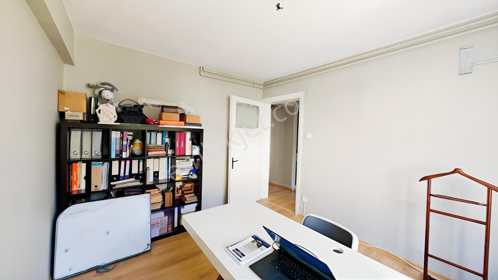 Balmumcu'nun Prestijli Noktasında 6 Bölümlü Aydınlık Köşe Ofis - Görsel 19