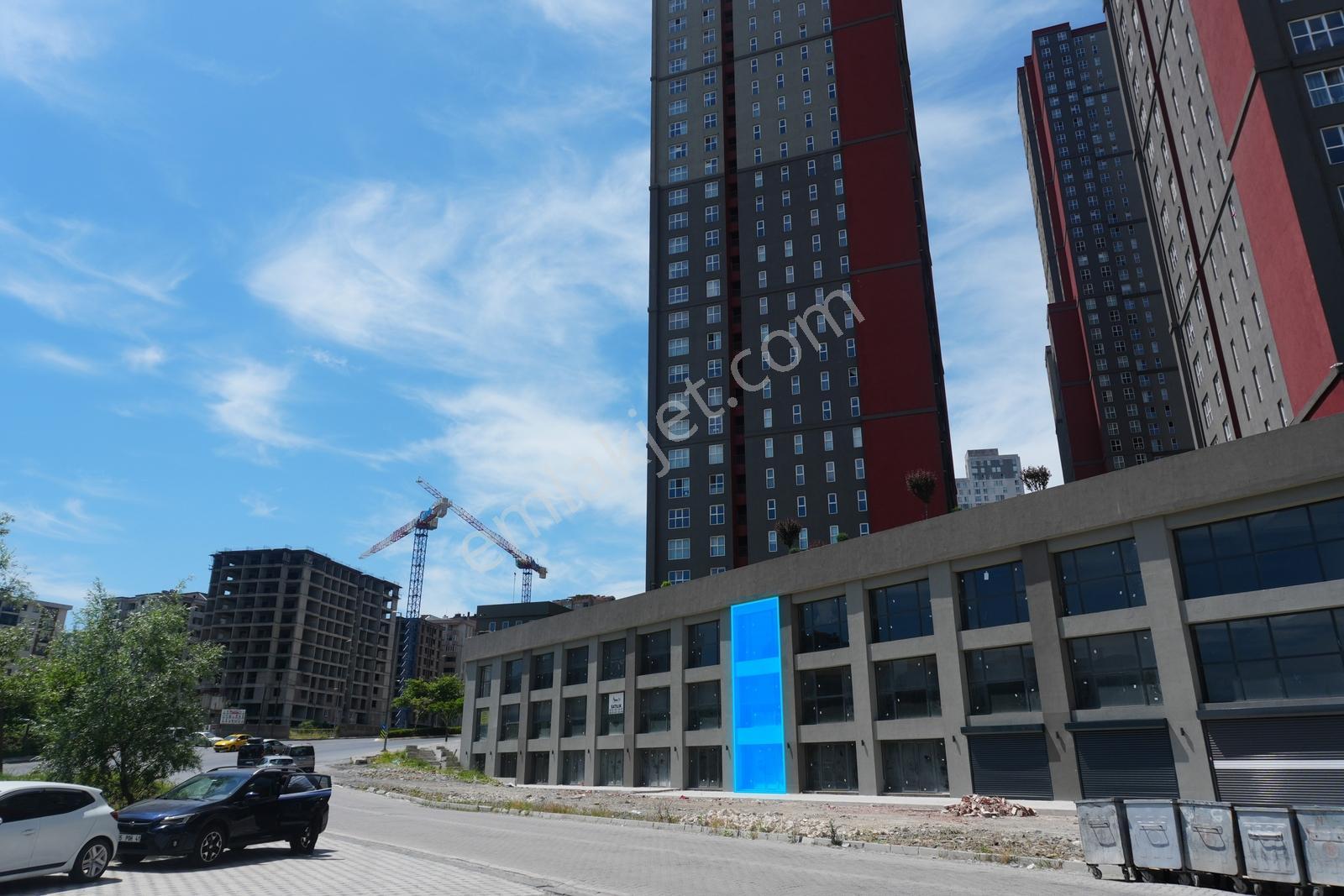 Ödül İstanbul Projesinde Ana Cadde Üzerinde Satılık Dükkan - Görsel 20