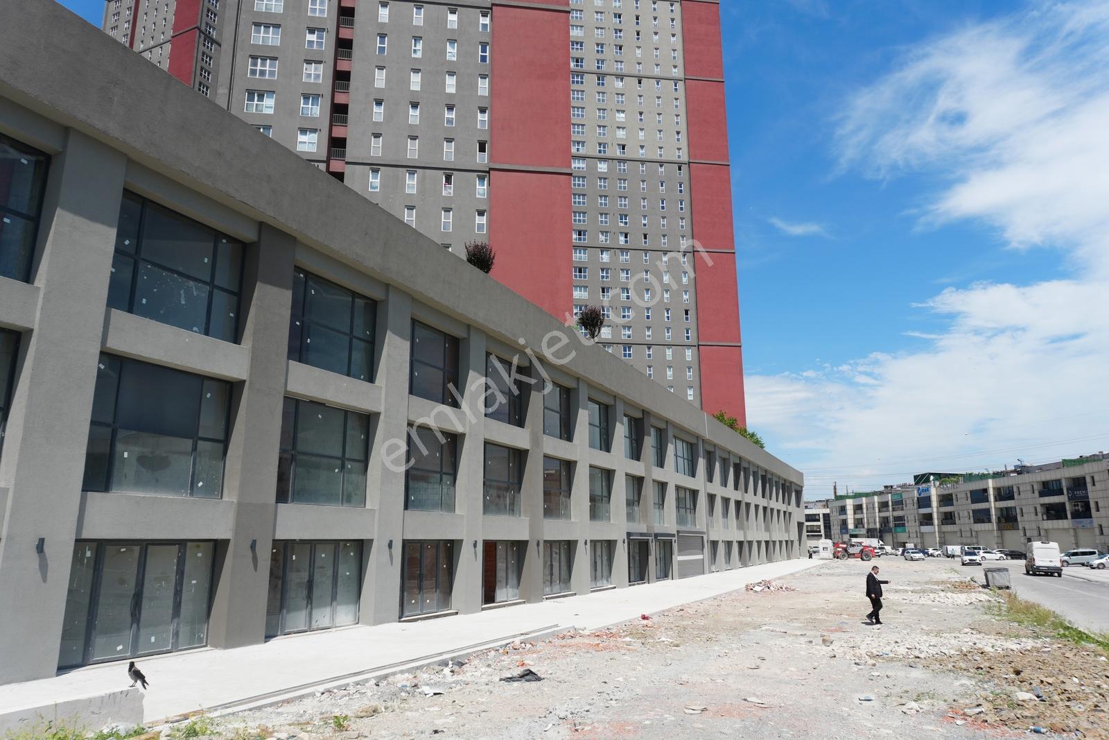Ödül İstanbul Projesinde Ana Cadde Üzerinde Satılık Dükkan - Görsel 19