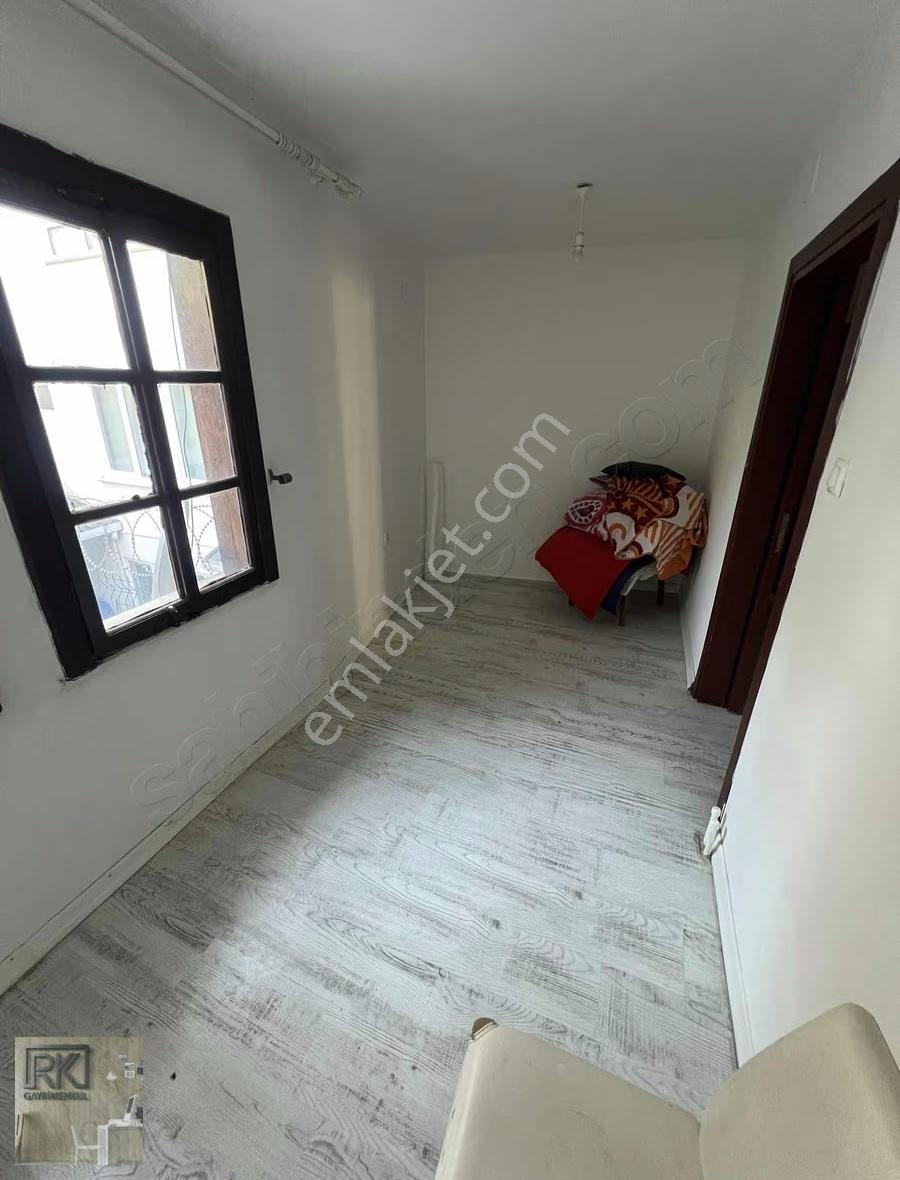 Setbaşı'nda Satılık 1+1 Daire: Merkezi Konum, 60m²